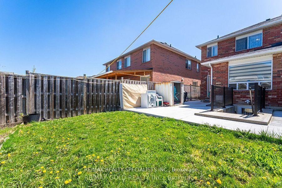 Photo 18 of 59 Eastway (Upper) Street E, Brampton, Gore Industrial North — HOMEH
