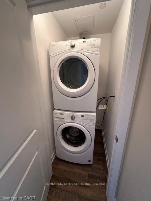 Photo 3 of Unit 303, 35 Southshore Crescent, Hamilton, Lakeshore — HOMEH