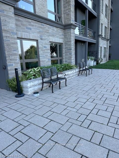 Photo 9 of Unit 303, 35 Southshore Crescent, Hamilton, Lakeshore — HOMEH