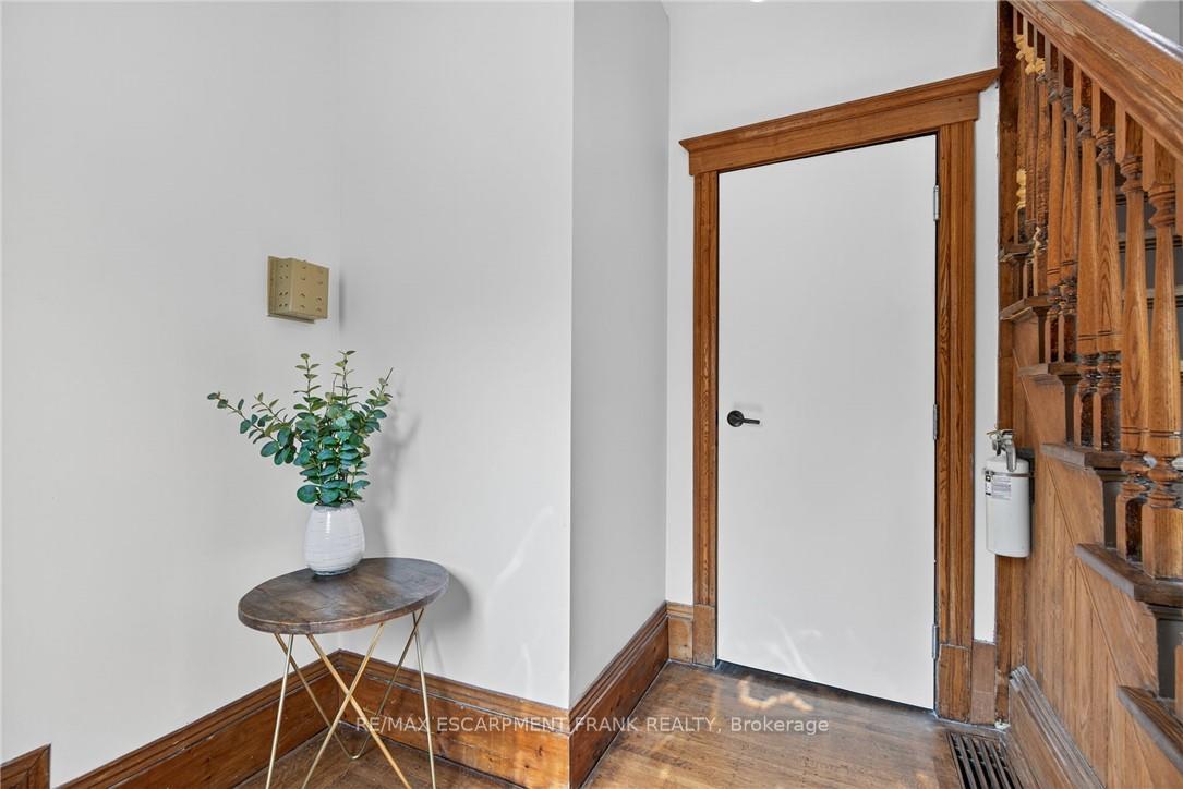 Photo 49 of 84 Ray Street S, Hamilton, Kirkendall — HOMEH
