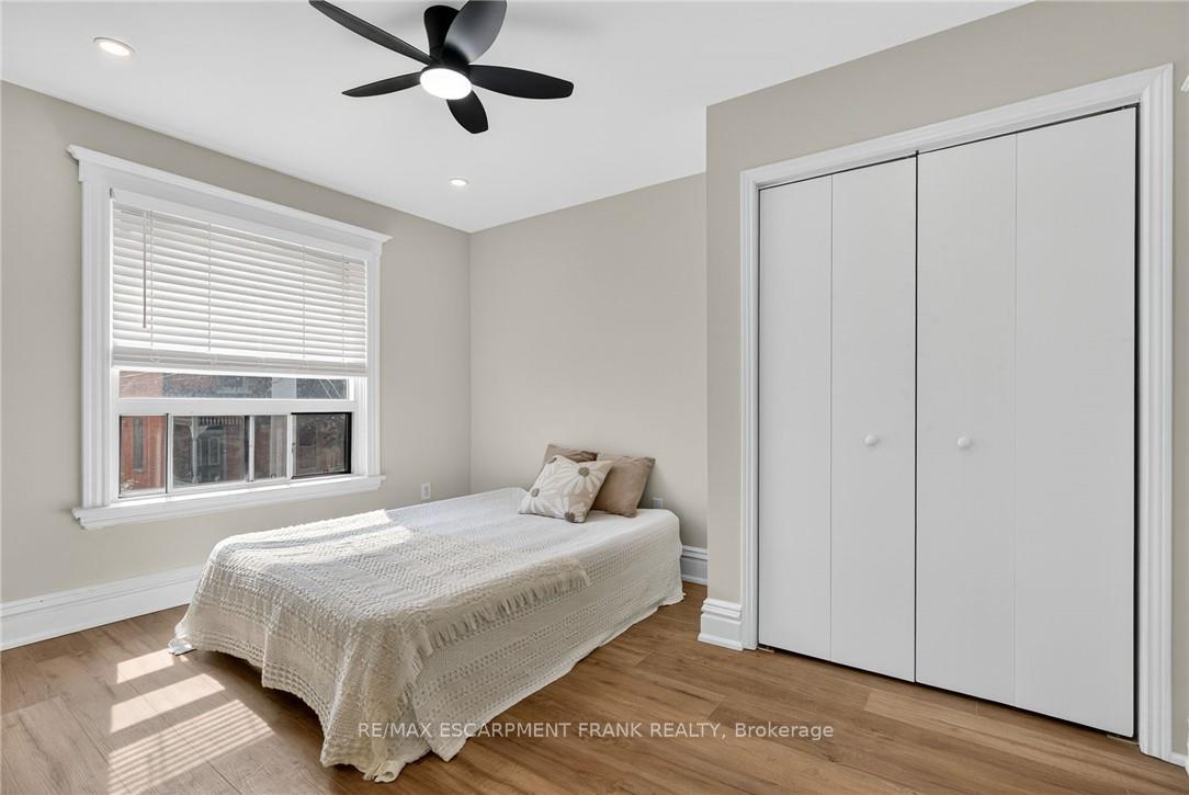 Photo 12 of 84 Ray Street S, Hamilton, Kirkendall — HOMEH