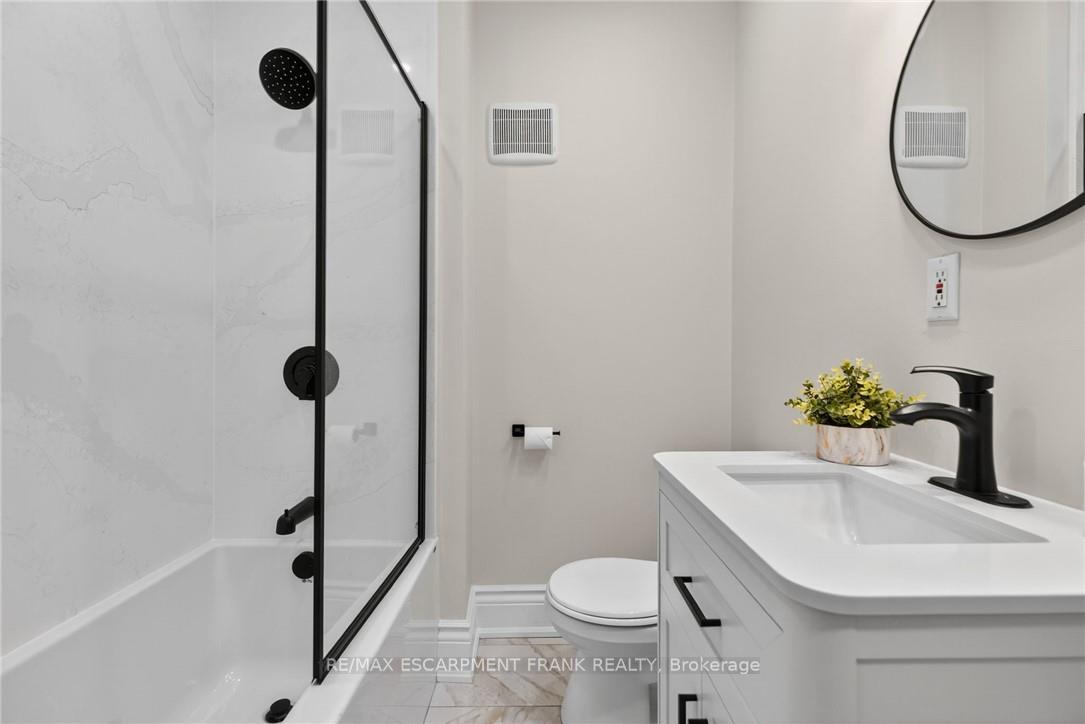 Photo 23 of 84 Ray Street S, Hamilton, Kirkendall — HOMEH