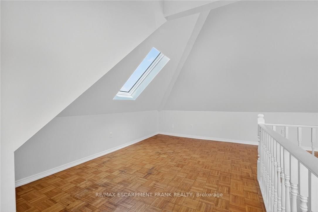 Photo 39 of 84 Ray Street S, Hamilton, Kirkendall — HOMEH
