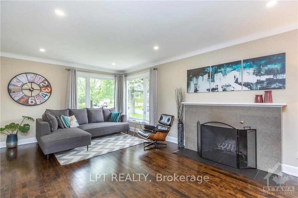 Photo 4 of 716 Chapman Boulevard, Ottawa, Elmvale Acres — HOMEH