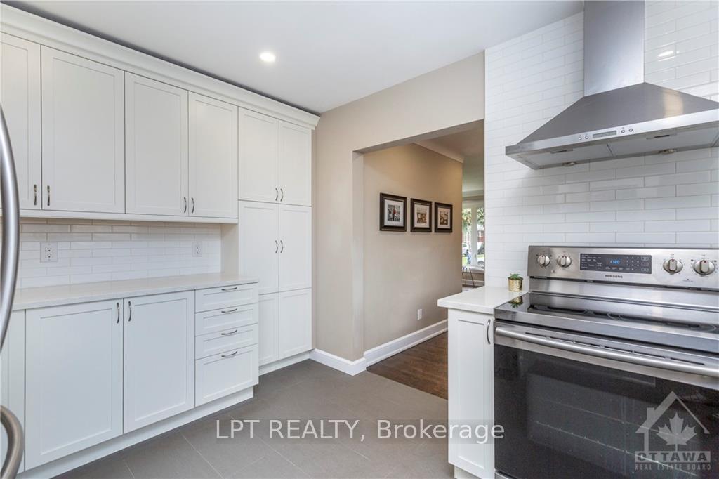 Photo 7 of 716 Chapman Boulevard, Ottawa, Elmvale Acres — HOMEH