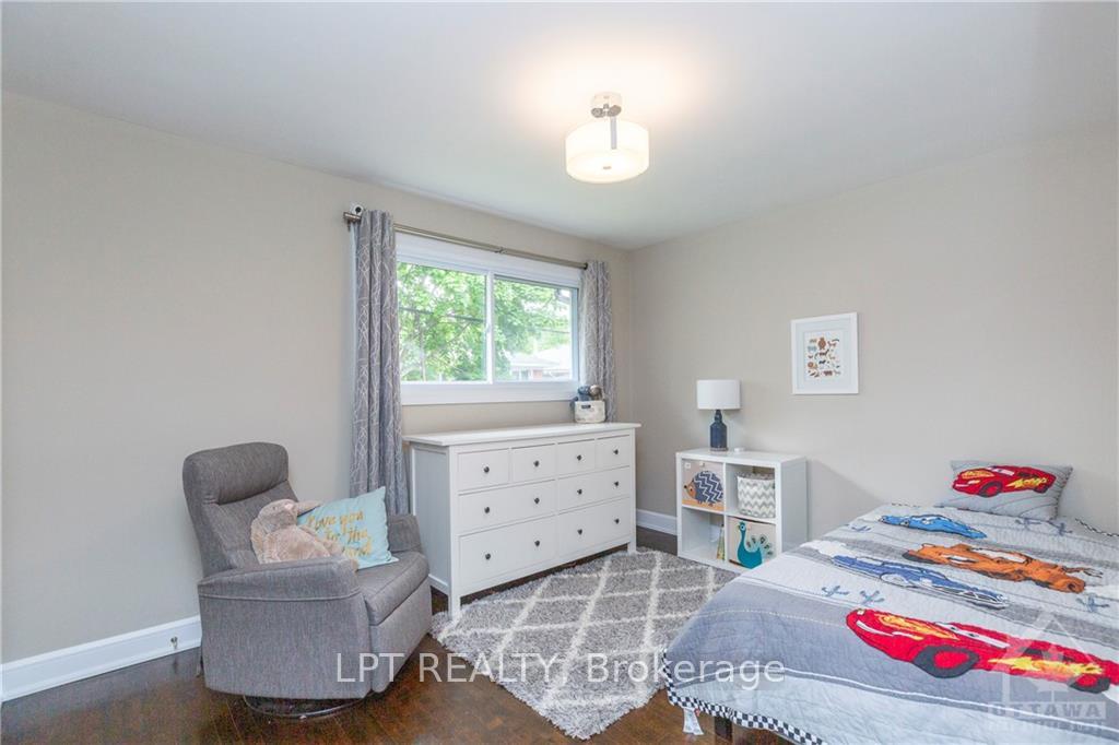 Photo 17 of 716 Chapman Boulevard, Ottawa, Elmvale Acres — HOMEH