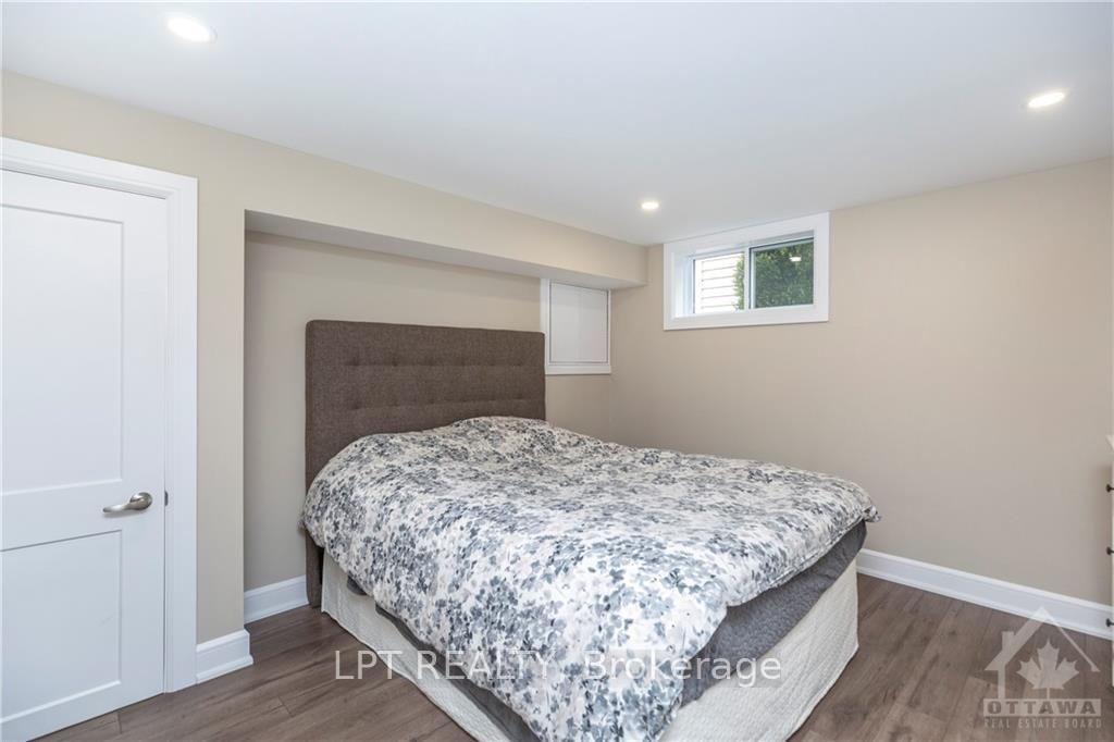 Photo 12 of 716 Chapman Boulevard, Ottawa, Elmvale Acres — HOMEH
