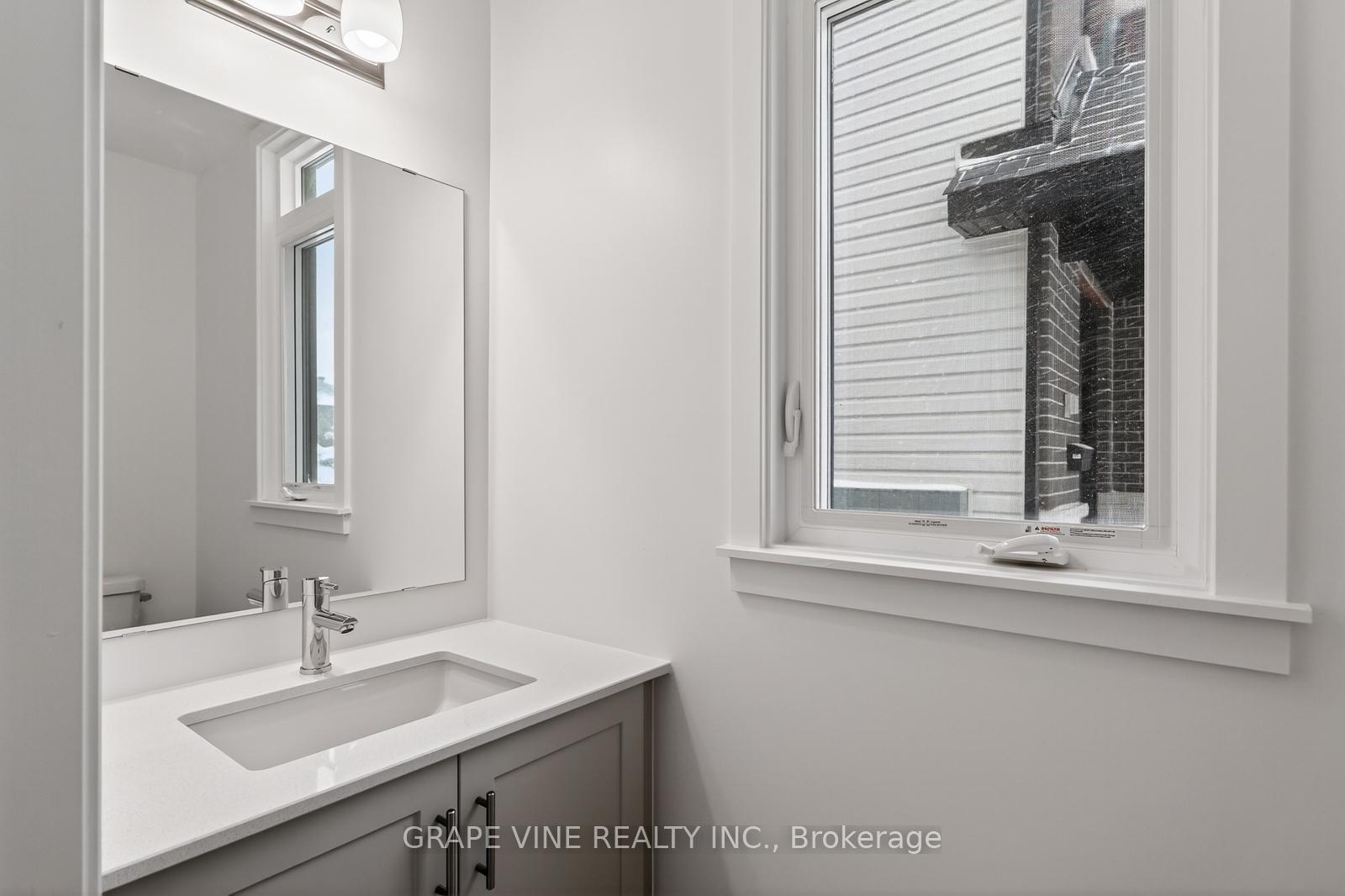 Photo 11 of 445 Haresfield Court, Ottawa, Riverside South/Gloucester Glen — HOMEH