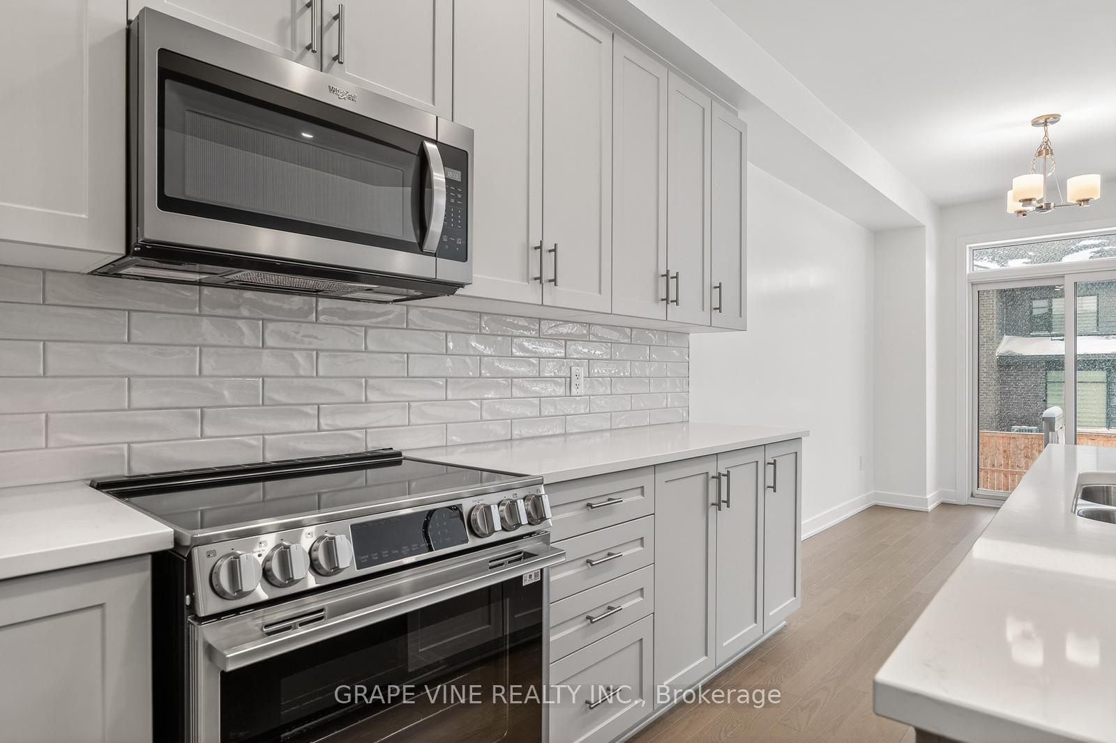 Photo 19 of 445 Haresfield Court, Ottawa, Riverside South/Gloucester Glen — HOMEH