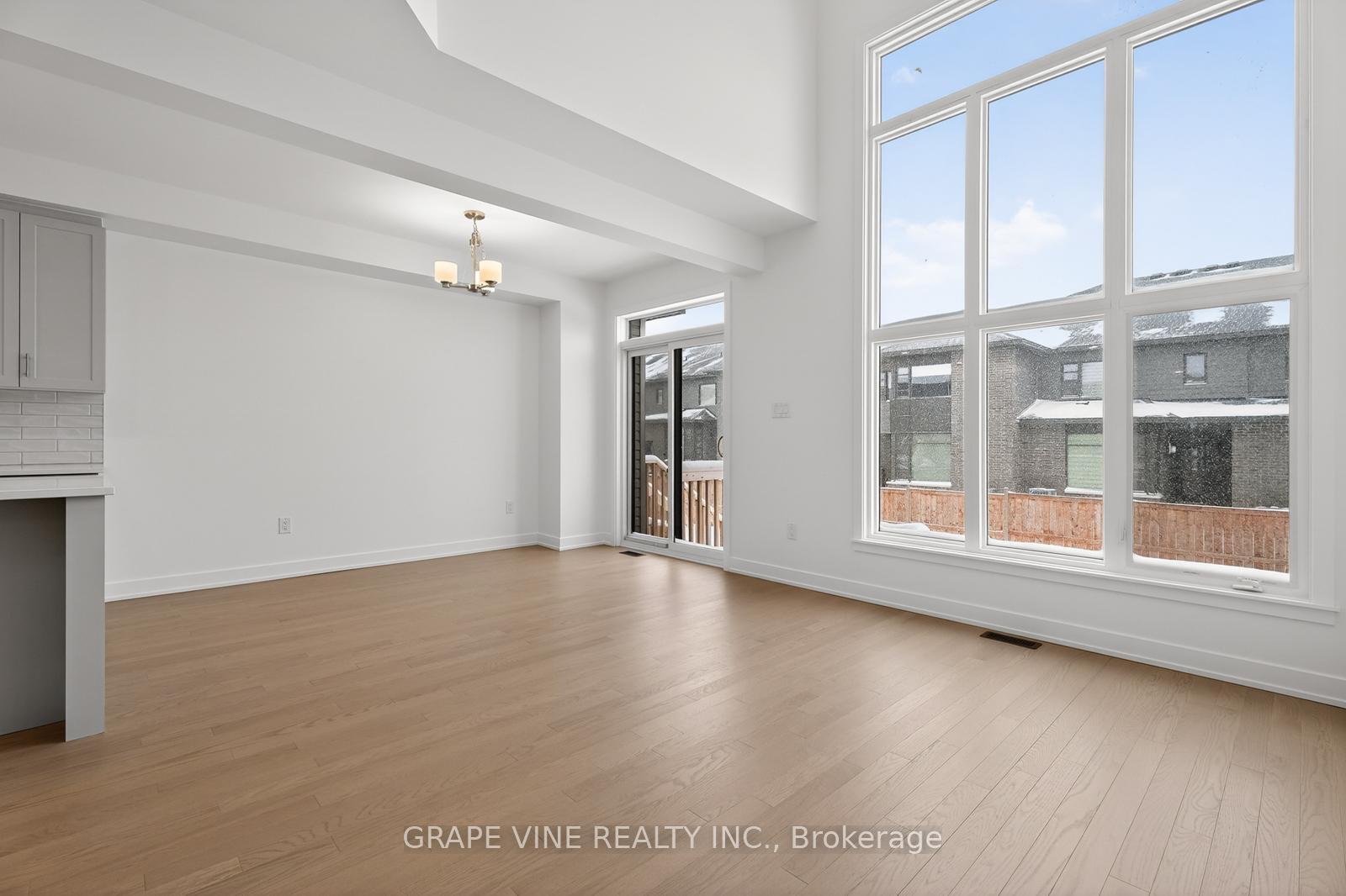 Photo 21 of 445 Haresfield Court, Ottawa, Riverside South/Gloucester Glen — HOMEH