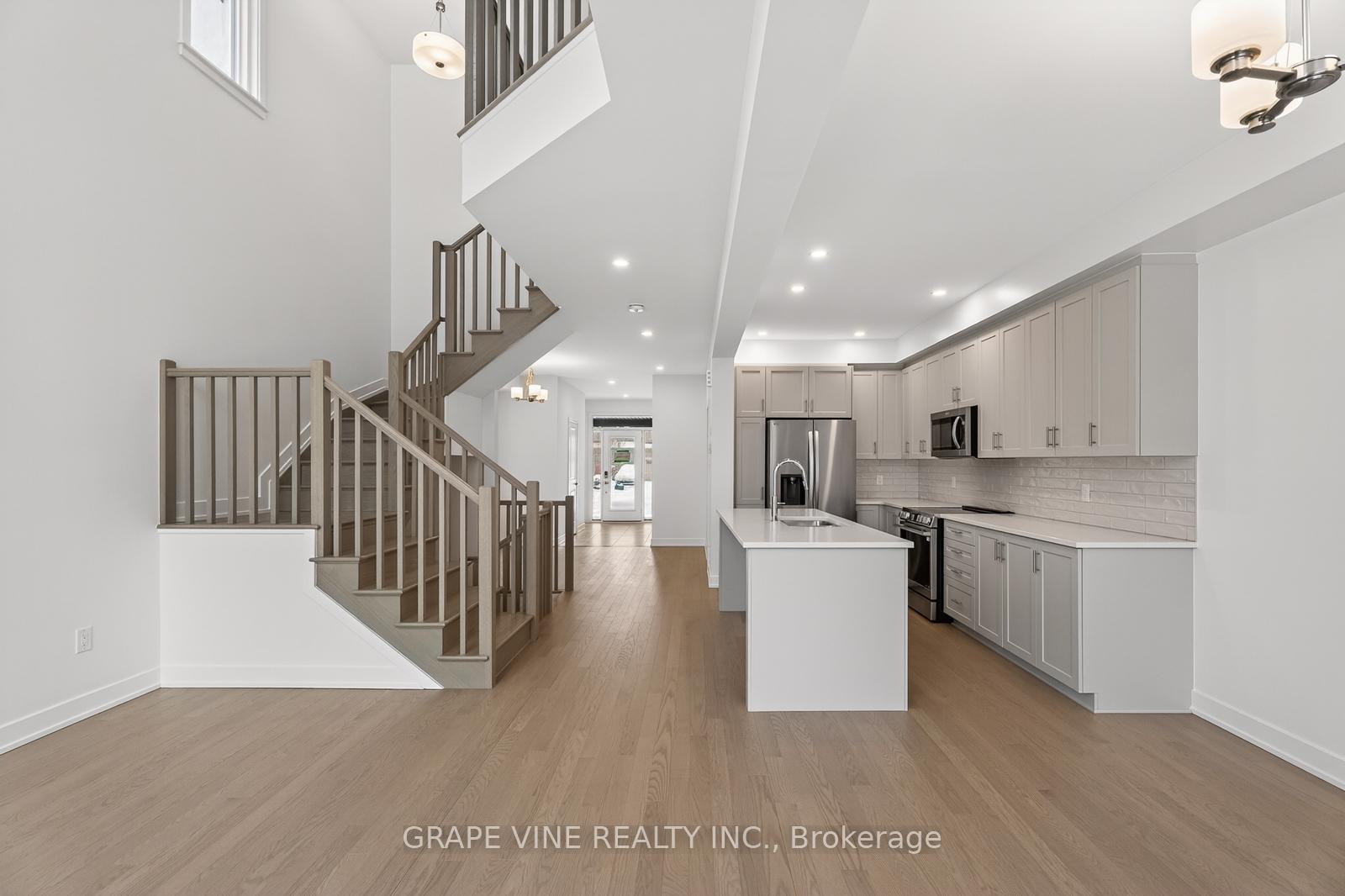 Photo 17 of 445 Haresfield Court, Ottawa, Riverside South/Gloucester Glen — HOMEH