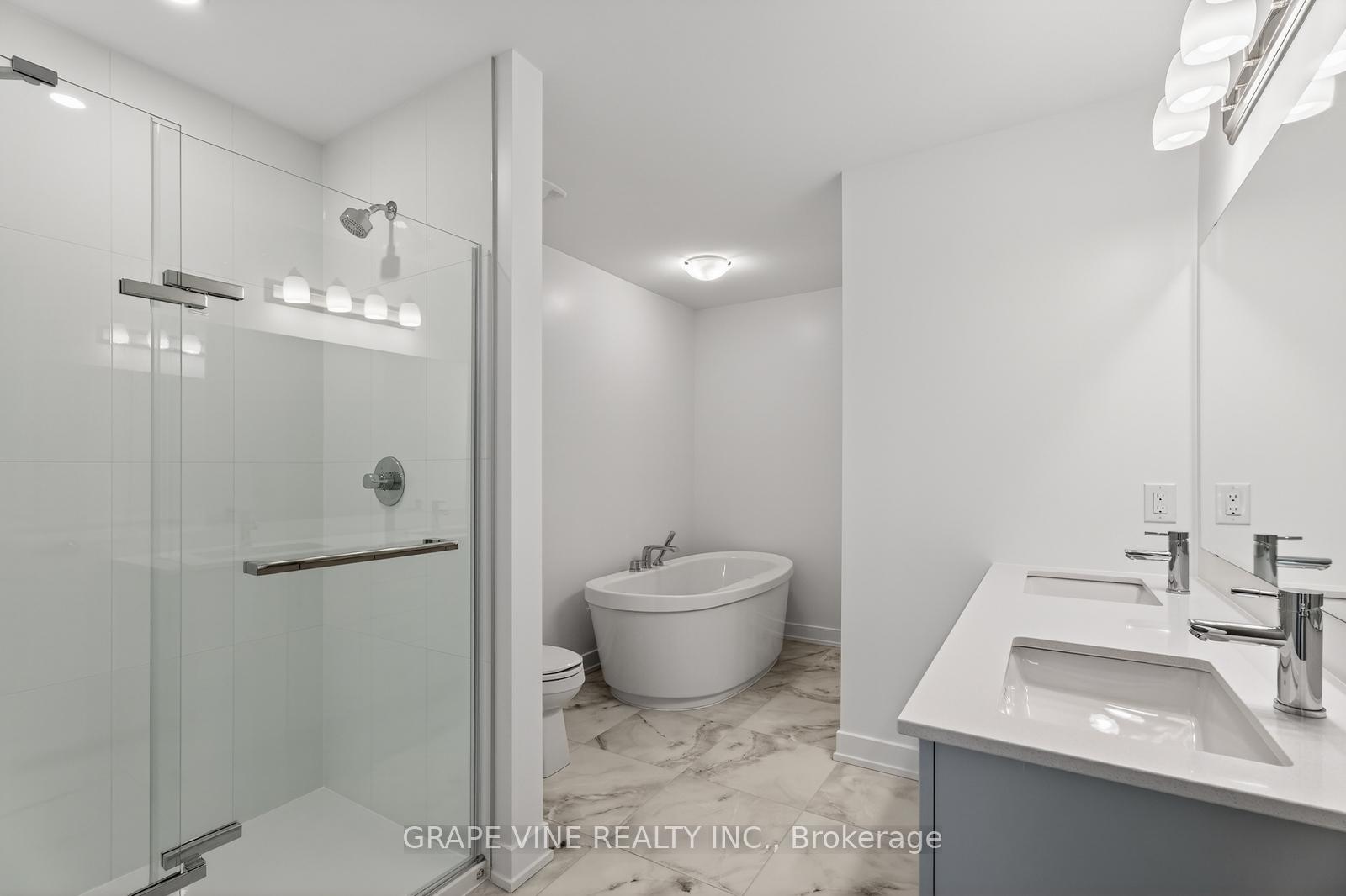 Photo 24 of 445 Haresfield Court, Ottawa, Riverside South/Gloucester Glen — HOMEH