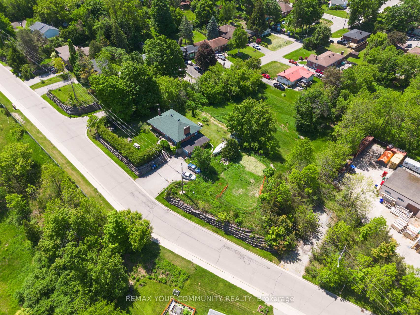 Photo 8 of 58 Old King Road, Caledon, Bolton East — HOMEH