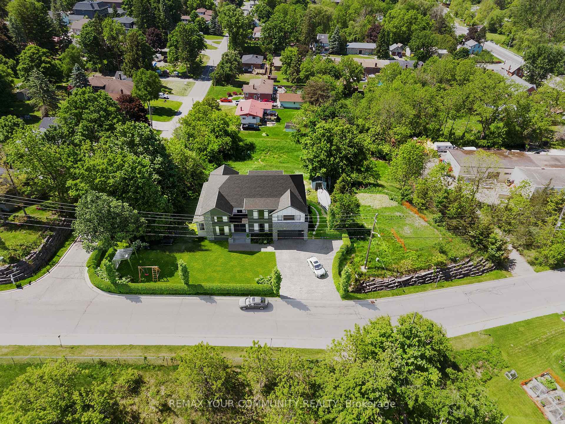 Photo 3 of 58 Old King Road, Caledon, Bolton East — HOMEH