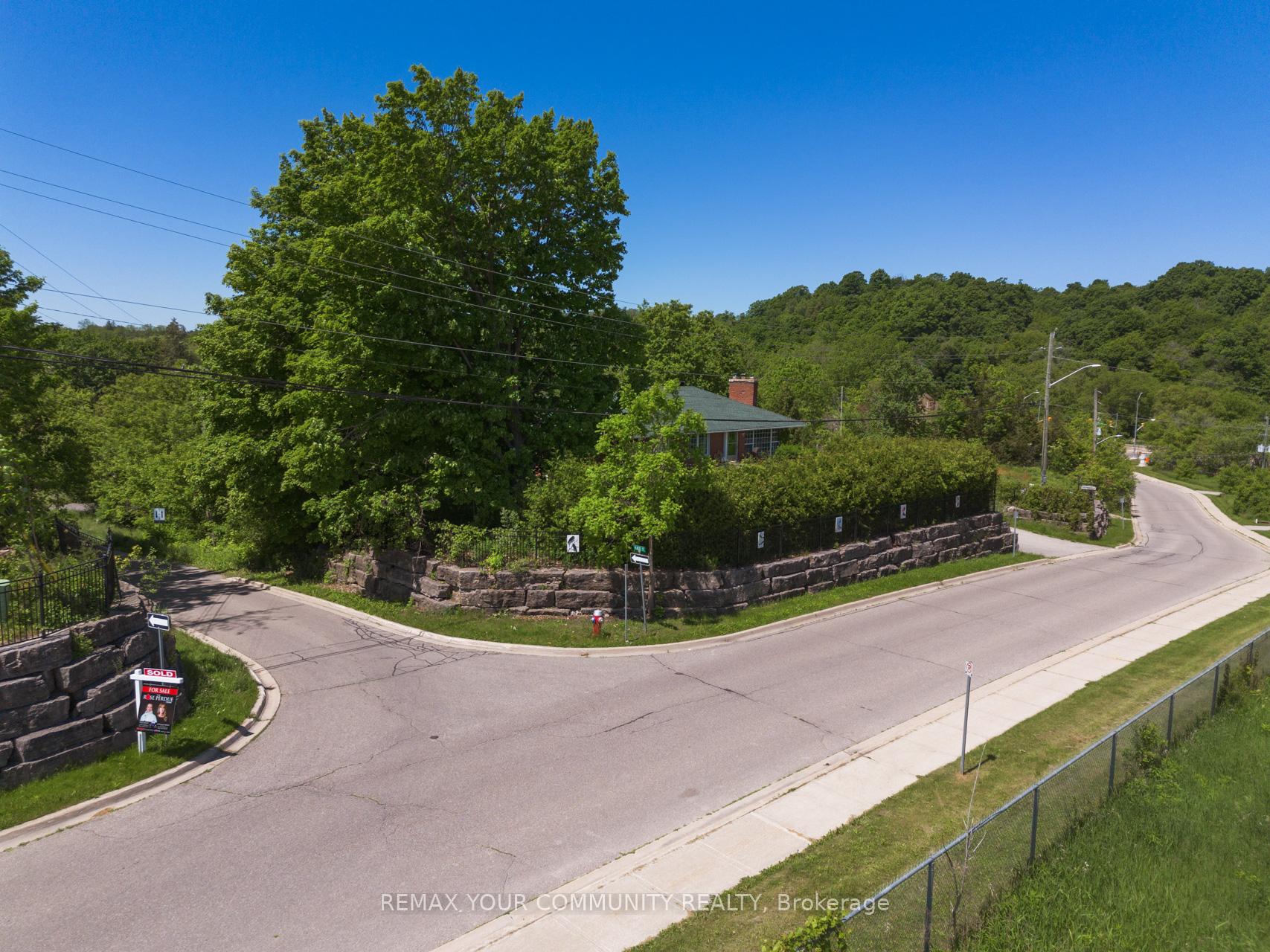 Photo 23 of 58 Old King Road, Caledon, Bolton East — HOMEH