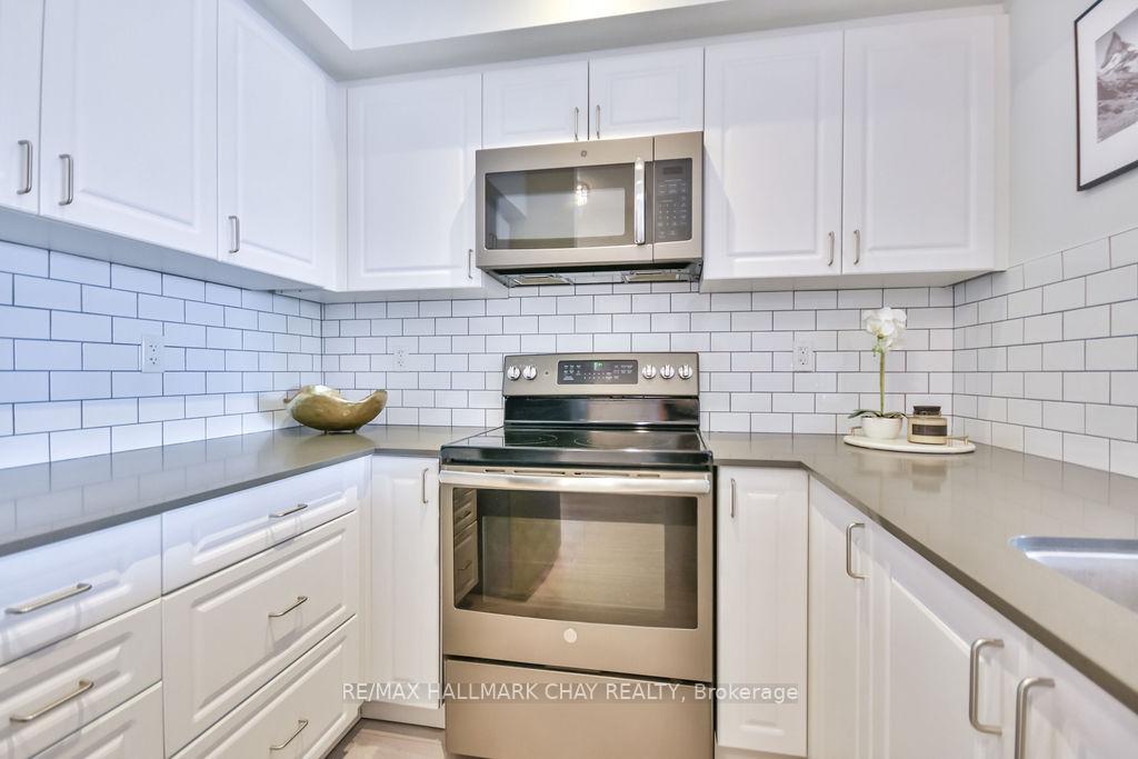 Photo 4 of Unit 507, 299 Cundles Road E, Barrie, Alliance — HOMEH