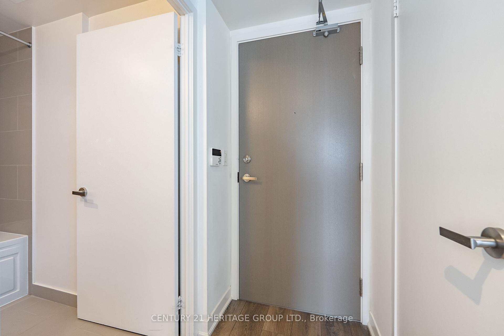 Photo 15 of Unit 4602, 88 Harbour Street, Toronto, Waterfront Communities — HOMEH