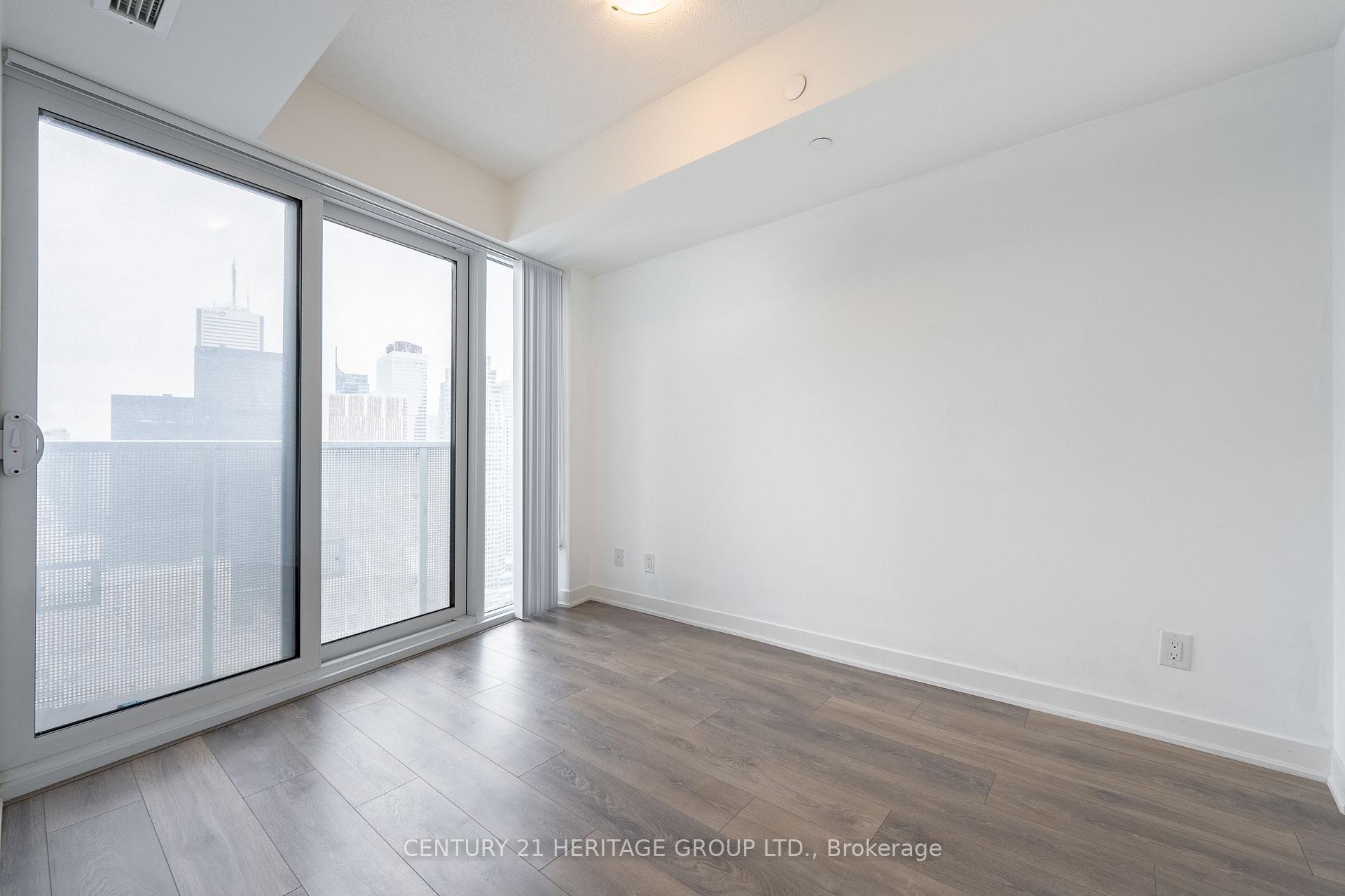 Photo 13 of Unit 4602, 88 Harbour Street, Toronto, Waterfront Communities — HOMEH