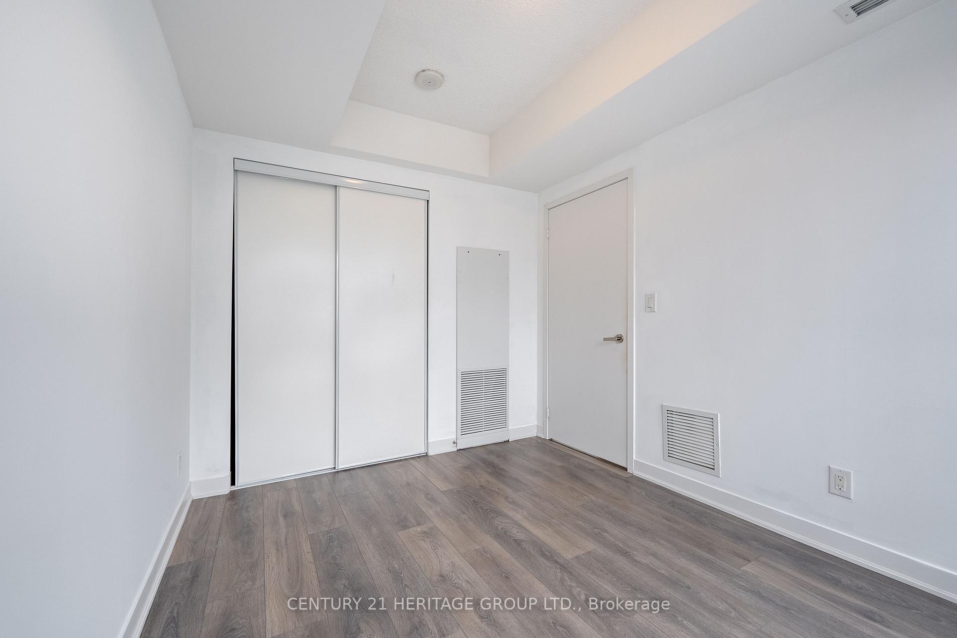 Photo 12 of Unit 4602, 88 Harbour Street, Toronto, Waterfront Communities — HOMEH
