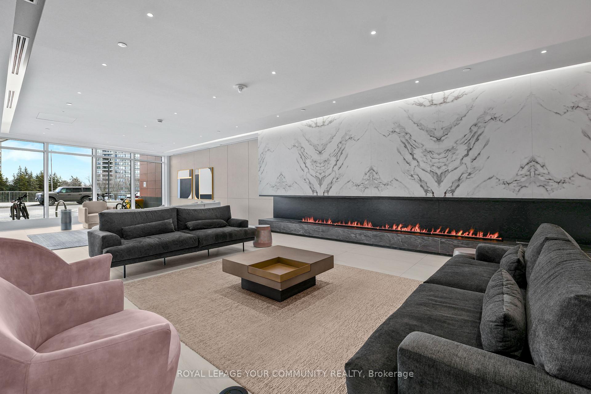 Photo 4 of Unit A909, 30 Upper Mall Way, Vaughan, Brownridge — HOMEH