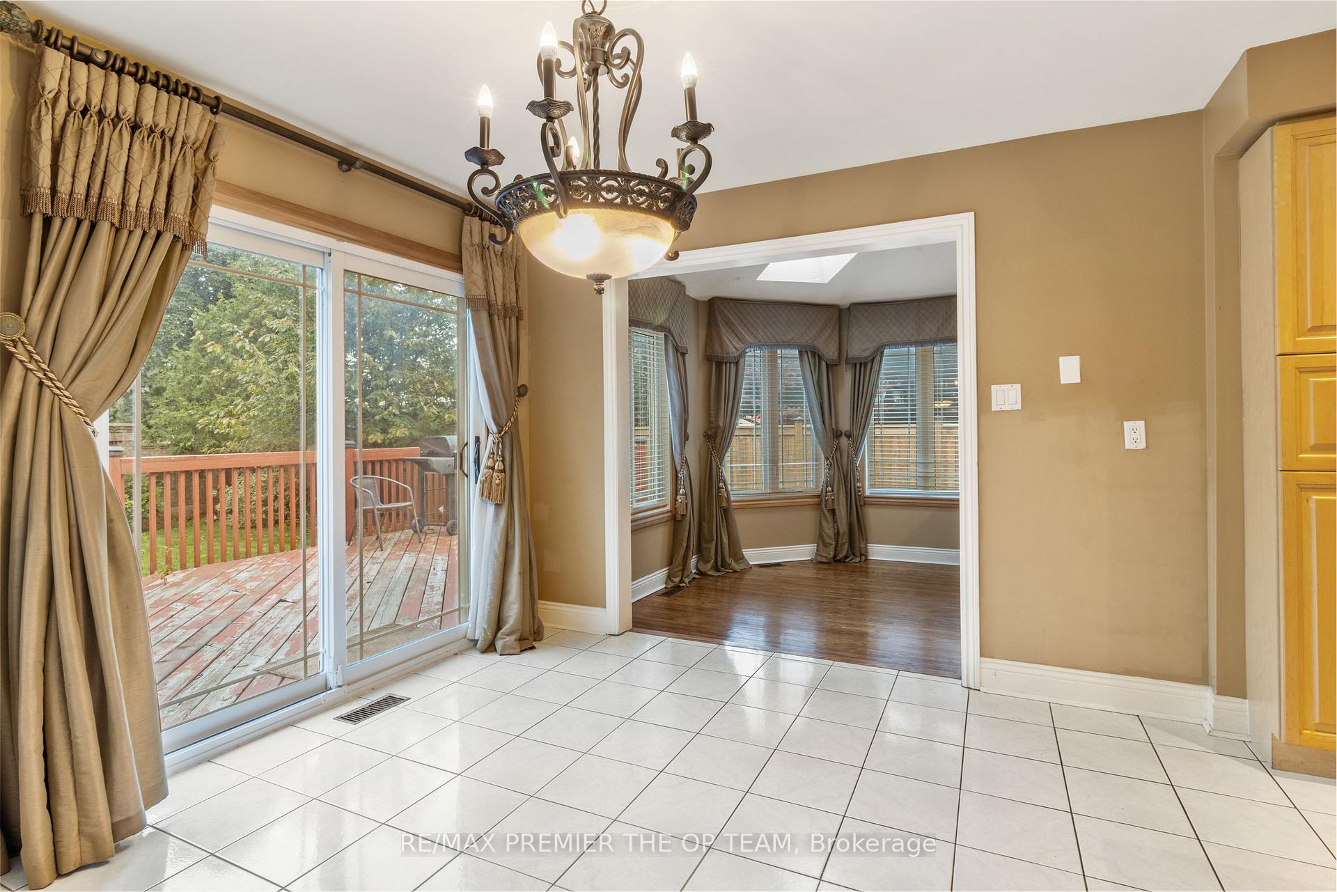 Photo 17 of 154 Flushing Avenue, Vaughan, East Woodbridge — HOMEH