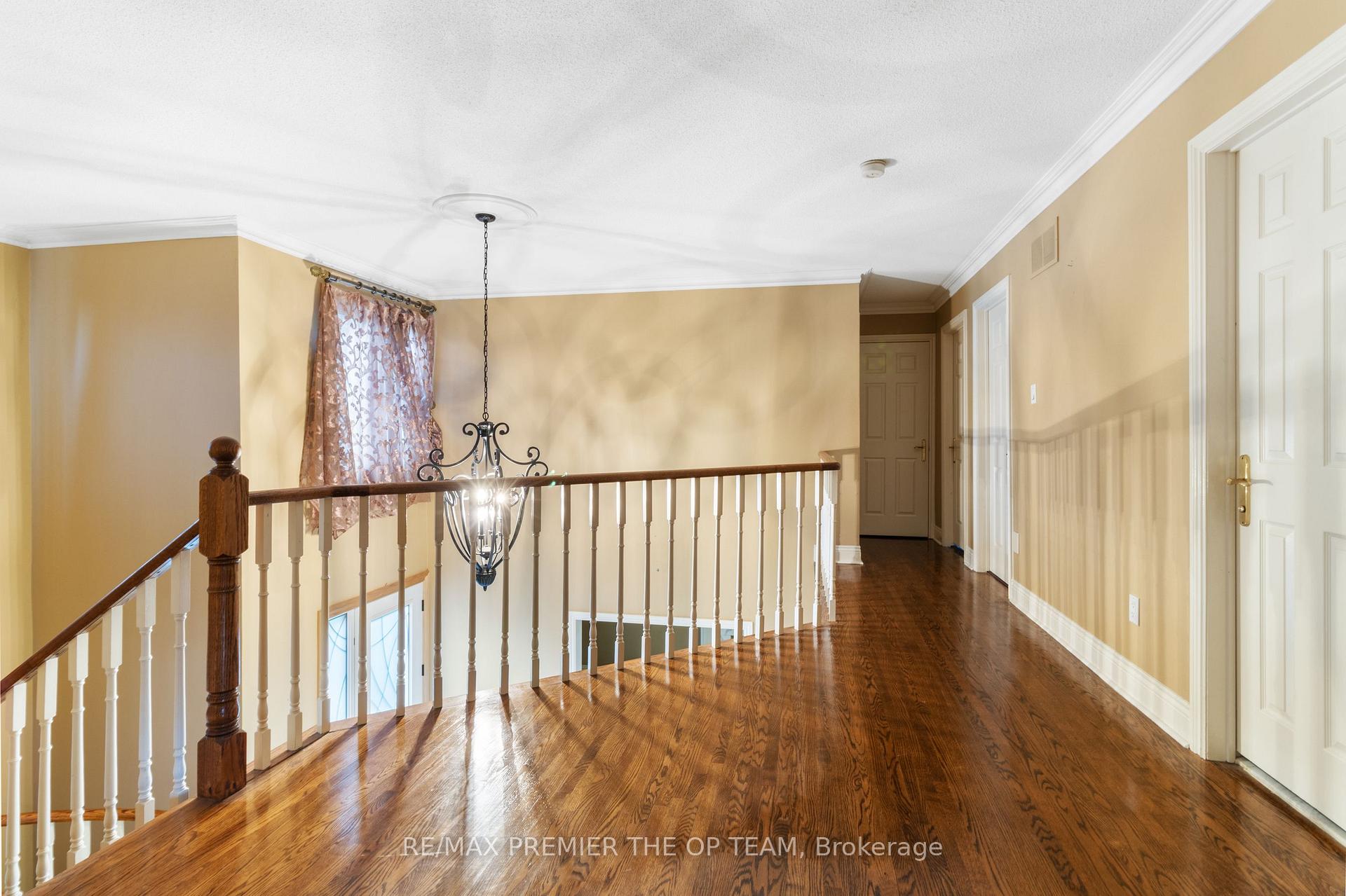 Photo 28 of 154 Flushing Avenue, Vaughan, East Woodbridge — HOMEH