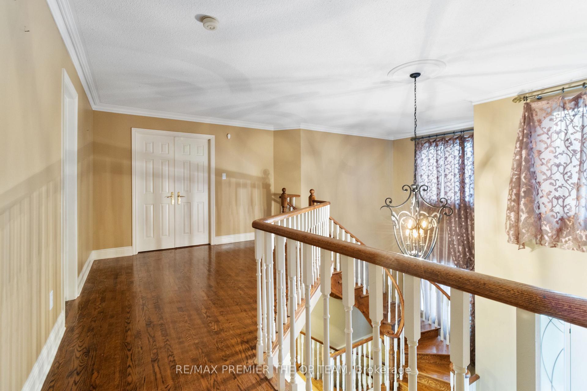 Photo 23 of 154 Flushing Avenue, Vaughan, East Woodbridge — HOMEH