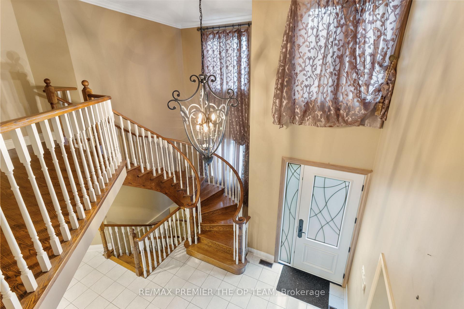 Photo 29 of 154 Flushing Avenue, Vaughan, East Woodbridge — HOMEH