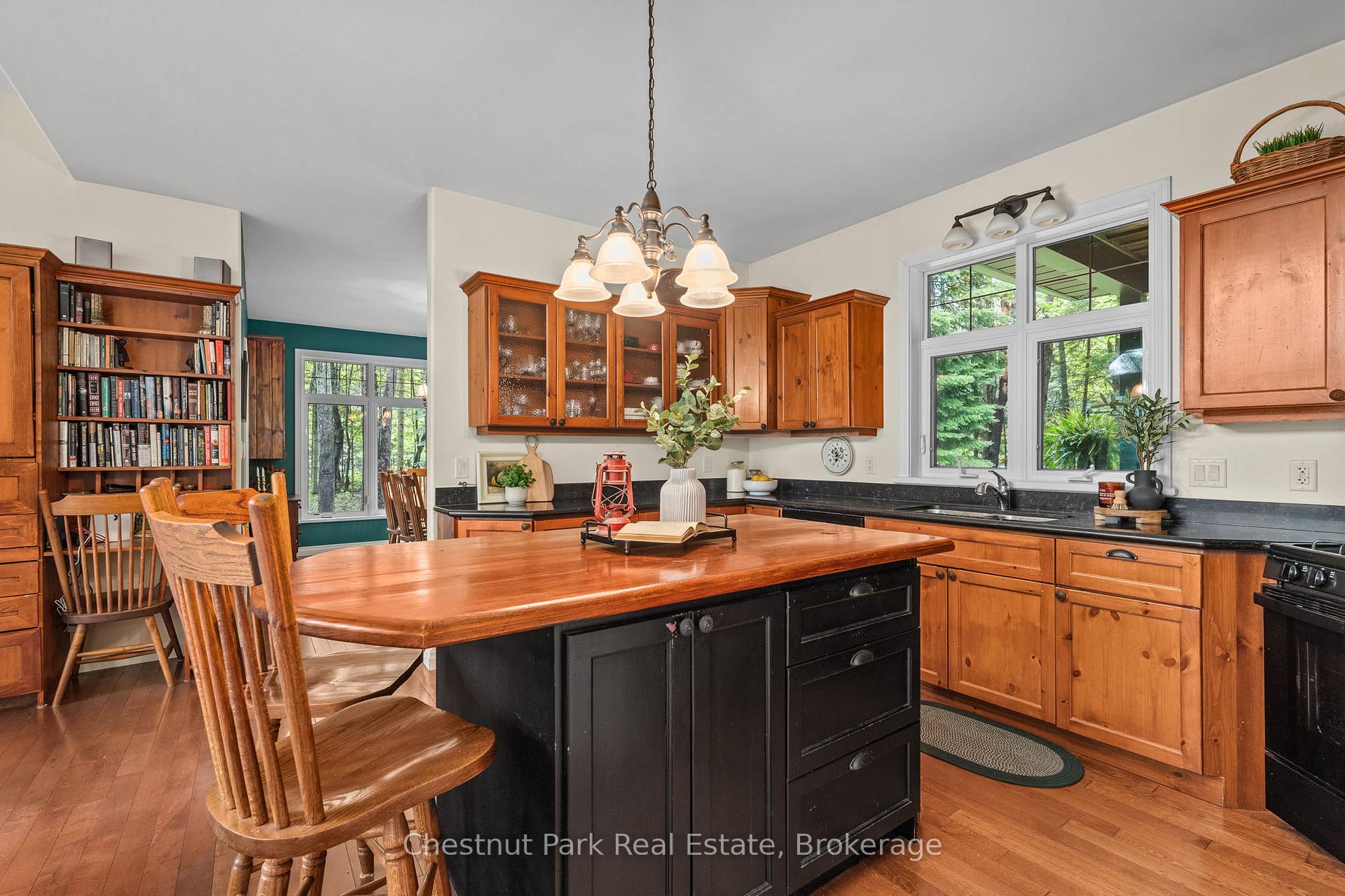 Photo 41 of Unit 1 & 2, 1230 Miriam Drive, Bracebridge, Oakley — HOMEH