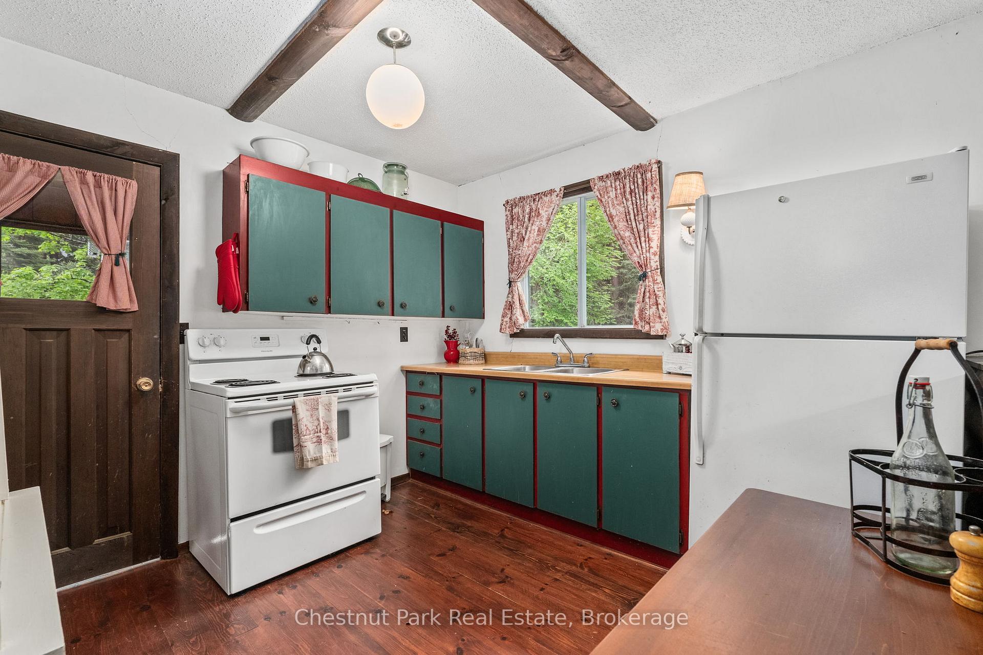 Photo 22 of Unit 1 & 2, 1230 Miriam Drive, Bracebridge, Oakley — HOMEH