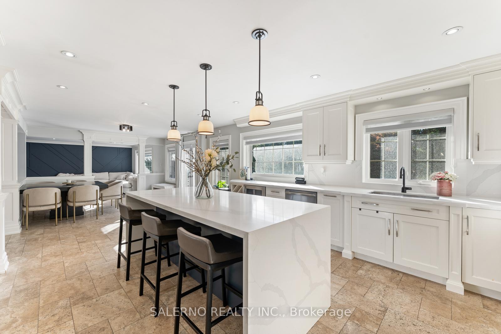 Photo 12 of 6 Ridgevale Drive, Markham, Box Grove — HOMEH
