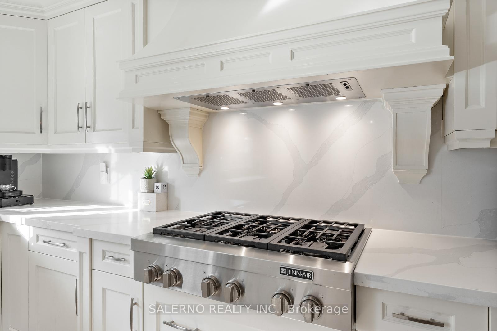 Photo 8 of 6 Ridgevale Drive, Markham, Box Grove — HOMEH