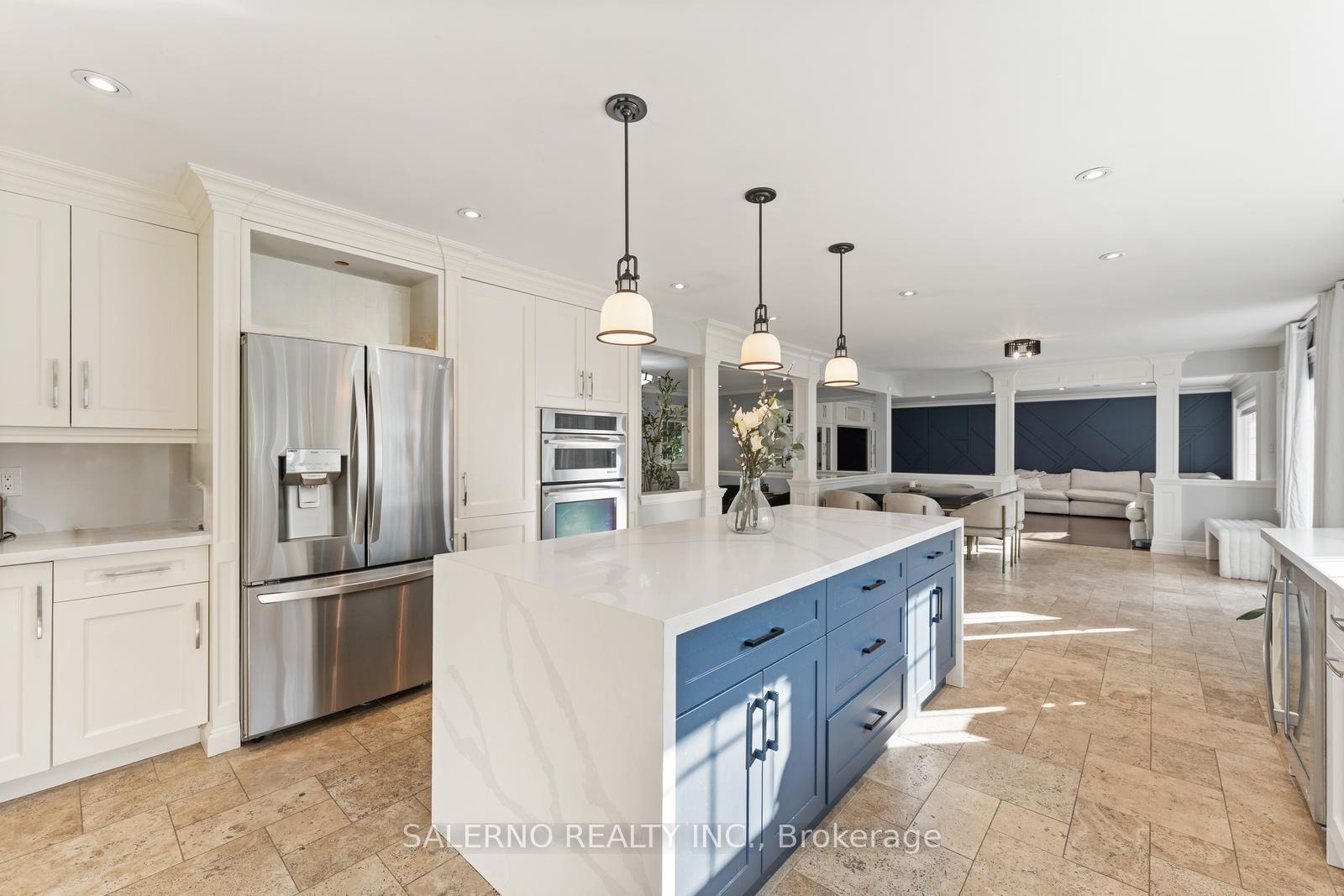 Photo 13 of 6 Ridgevale Drive, Markham, Box Grove — HOMEH