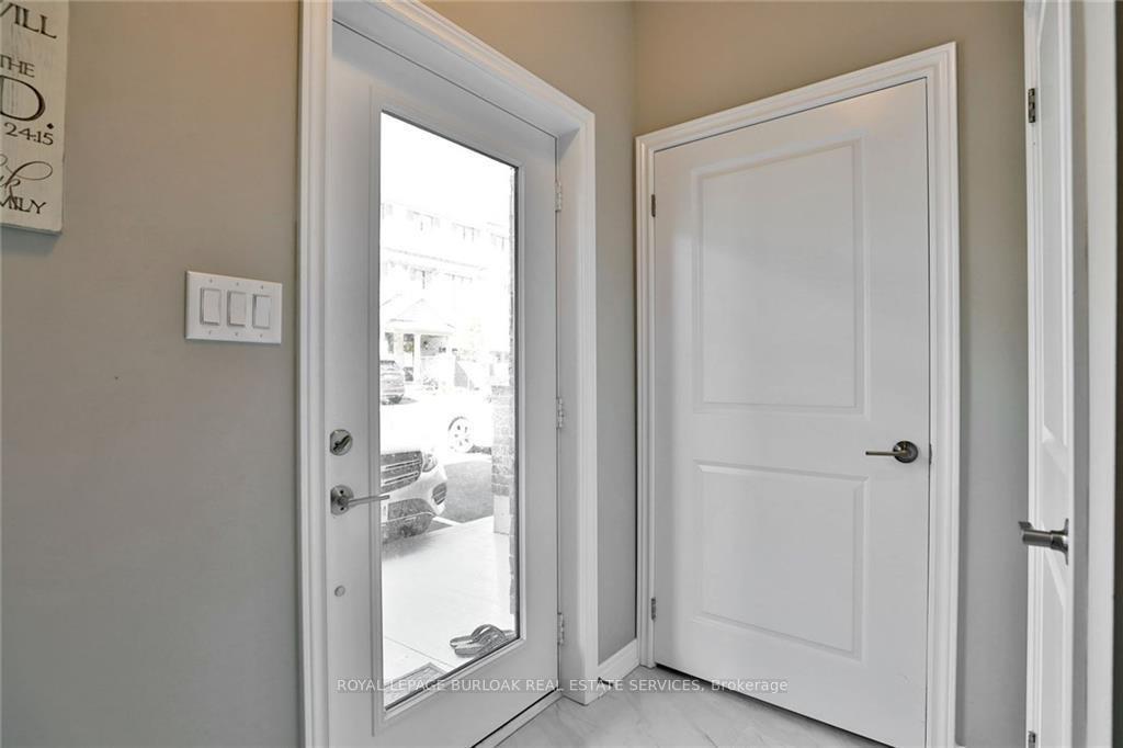 Photo 2 of 65 Esplanade Lane, Grimsby, Grimsby Beach — HOMEH