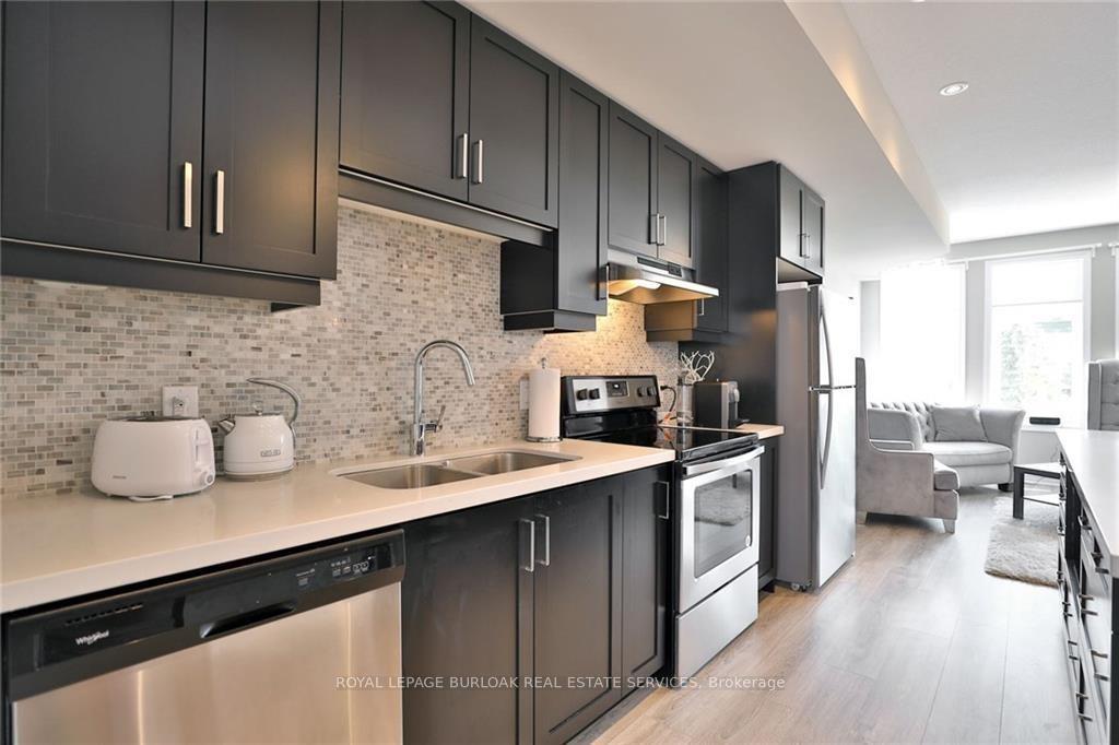 Photo 12 of 65 Esplanade Lane, Grimsby, Grimsby Beach — HOMEH