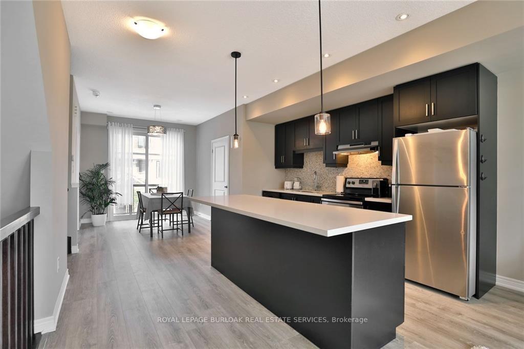 Photo 7 of 65 Esplanade Lane, Grimsby, Grimsby Beach — HOMEH