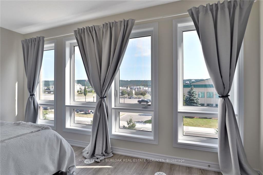 Photo 23 of 65 Esplanade Lane, Grimsby, Grimsby Beach — HOMEH