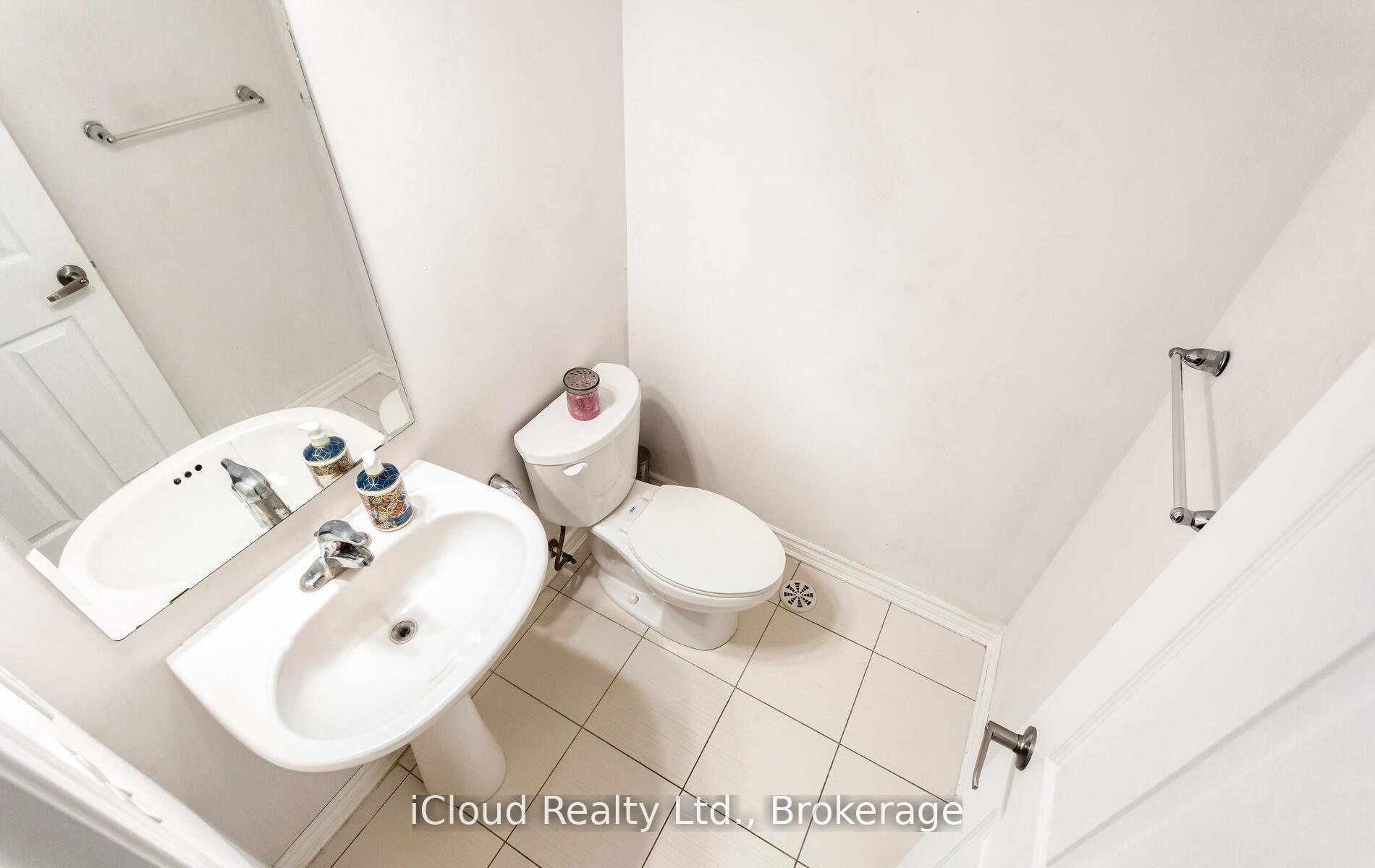 Photo 12 of 1525 Husband Place, Milton, Clarke — HOMEH