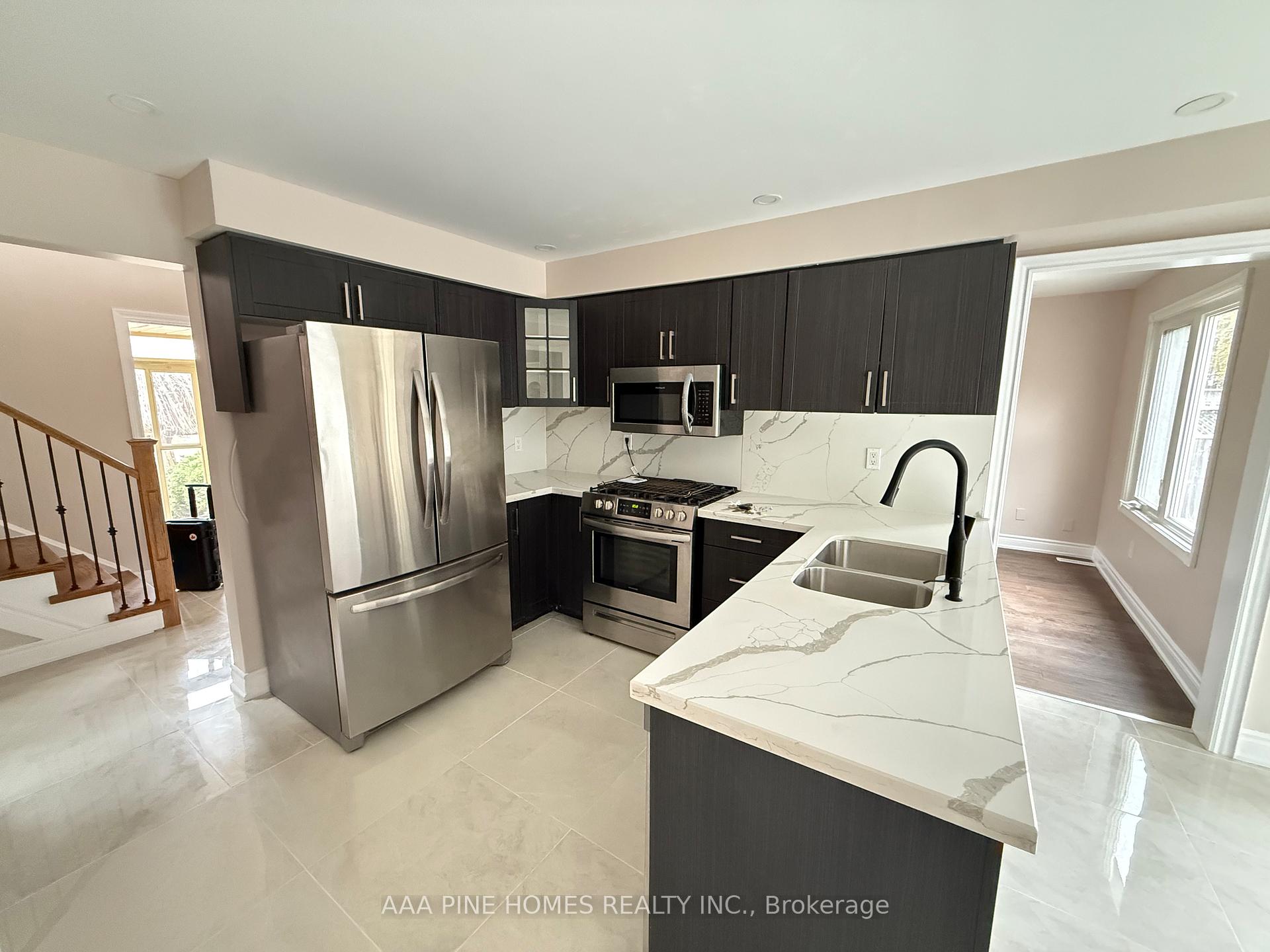 Photo 29 of 600 Whistler Drive, Oshawa, Northglen — HOMEH