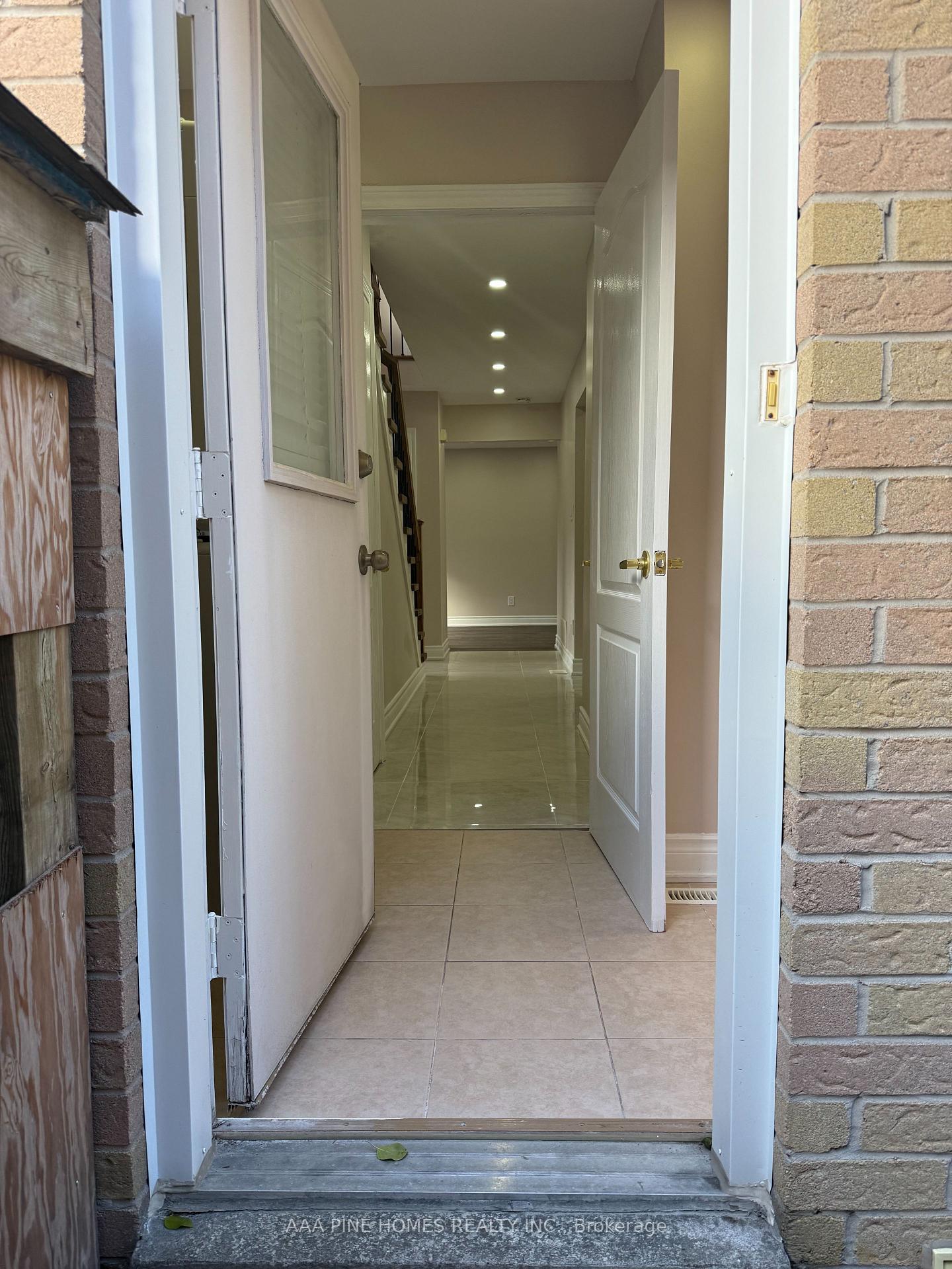 Photo 41 of 600 Whistler Drive, Oshawa, Northglen — HOMEH