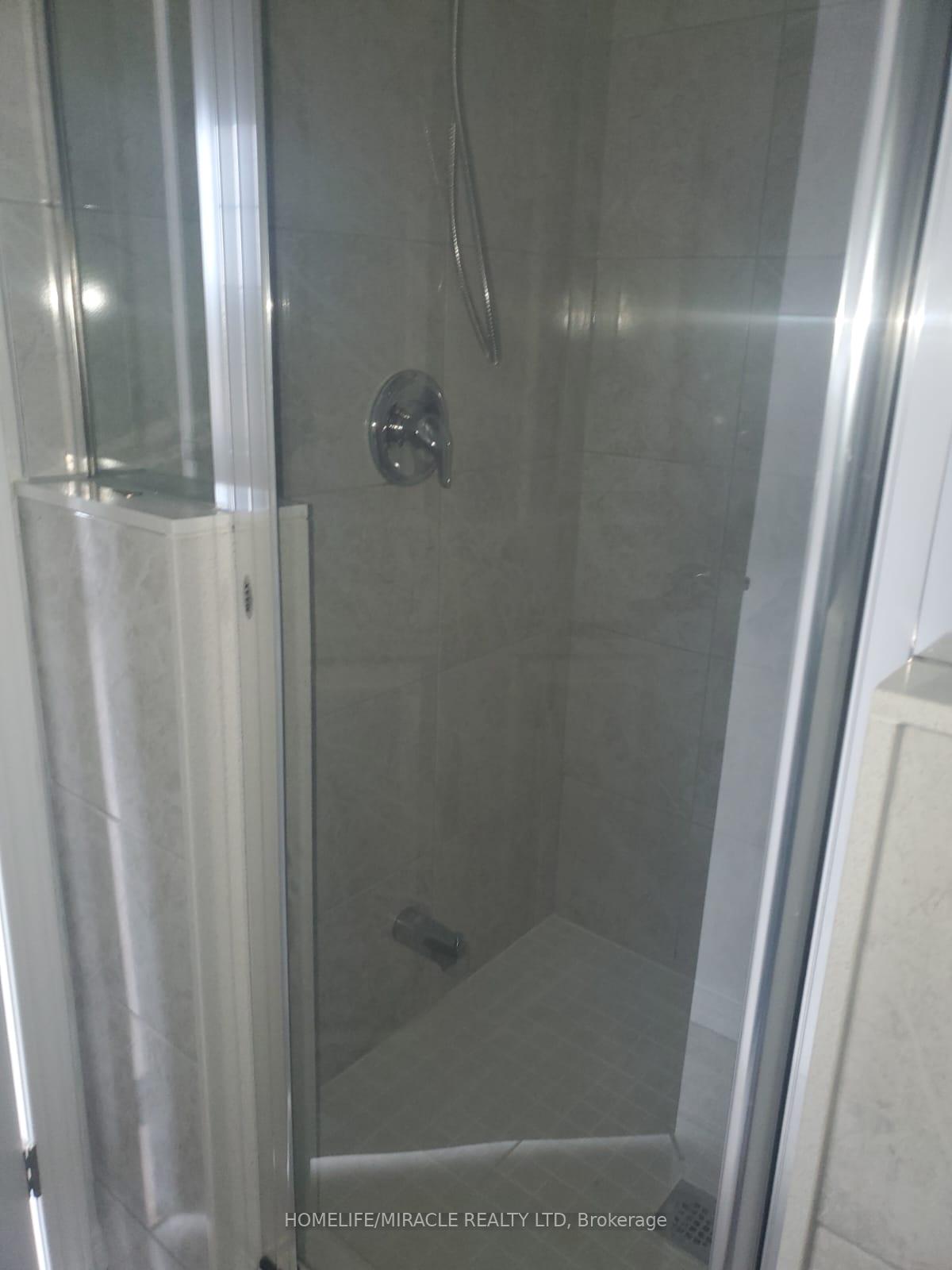 Photo 8 of Unit 34, 2679 Magdalen Path, Oshawa, Windfields — HOMEH