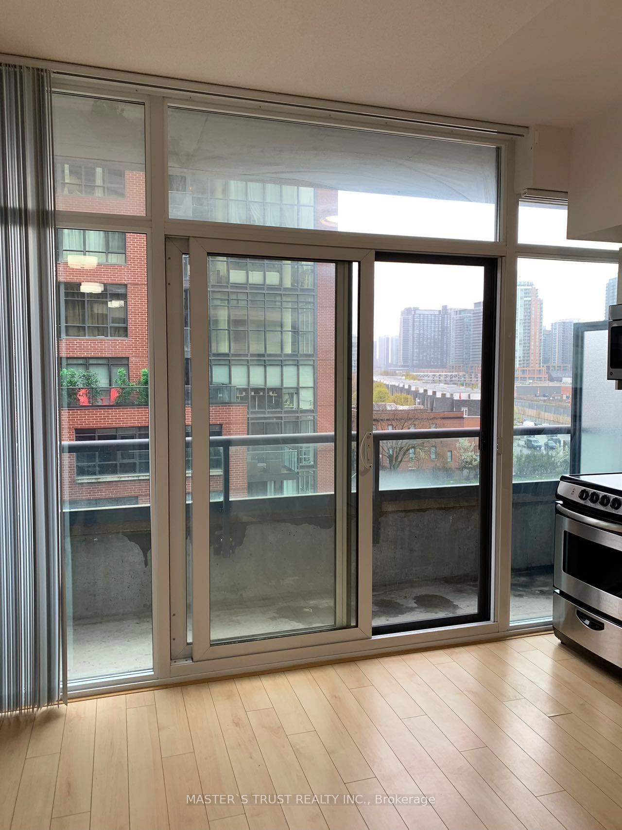 Photo 4 of Unit 621E, 36 Lisgar Street, Toronto, Little Portugal — HOMEH