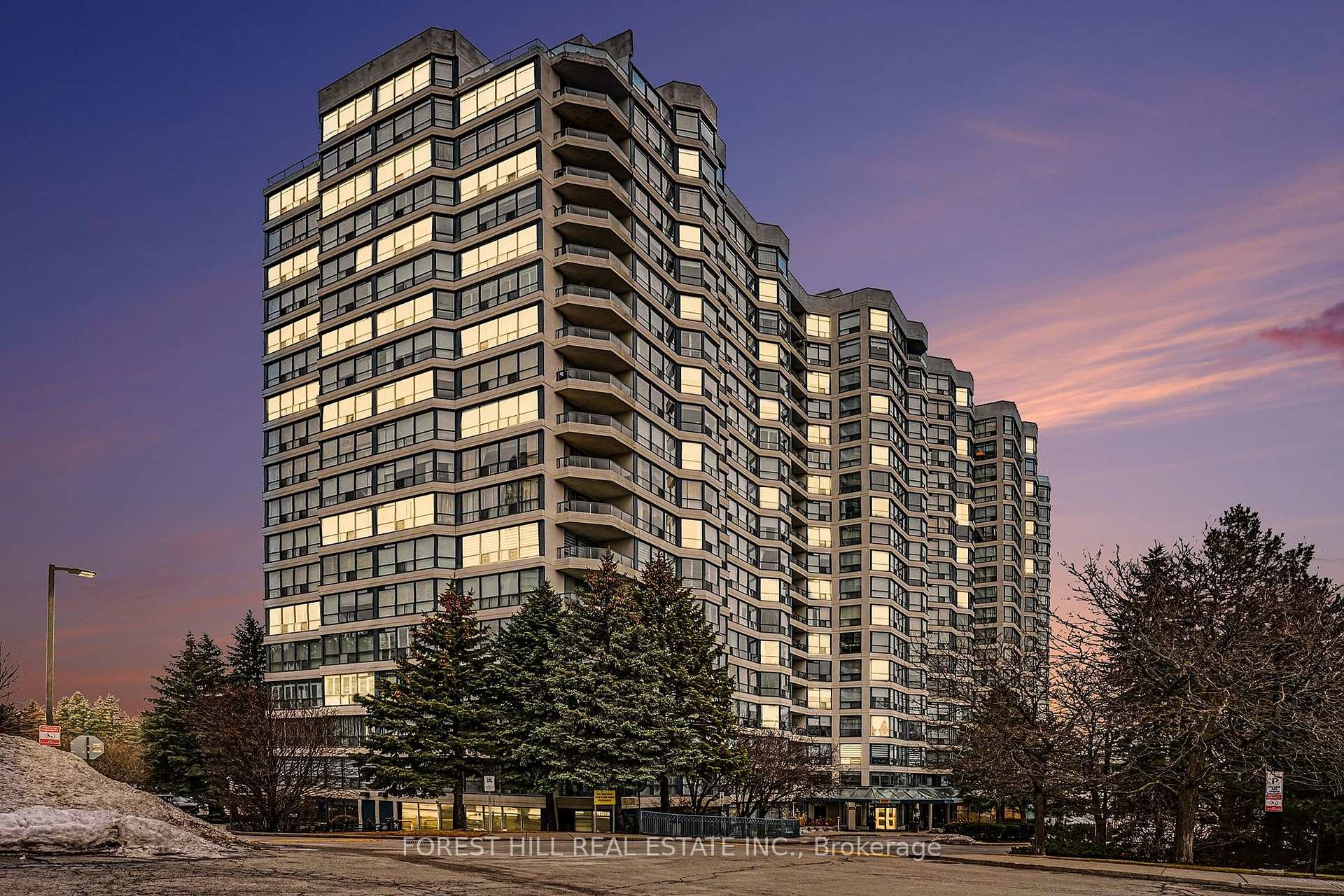 Photo 1 of Unit 1102, 7300 Yonge Street, Vaughan, Crestwood-Springfarm-Yorkhill — HOMEH