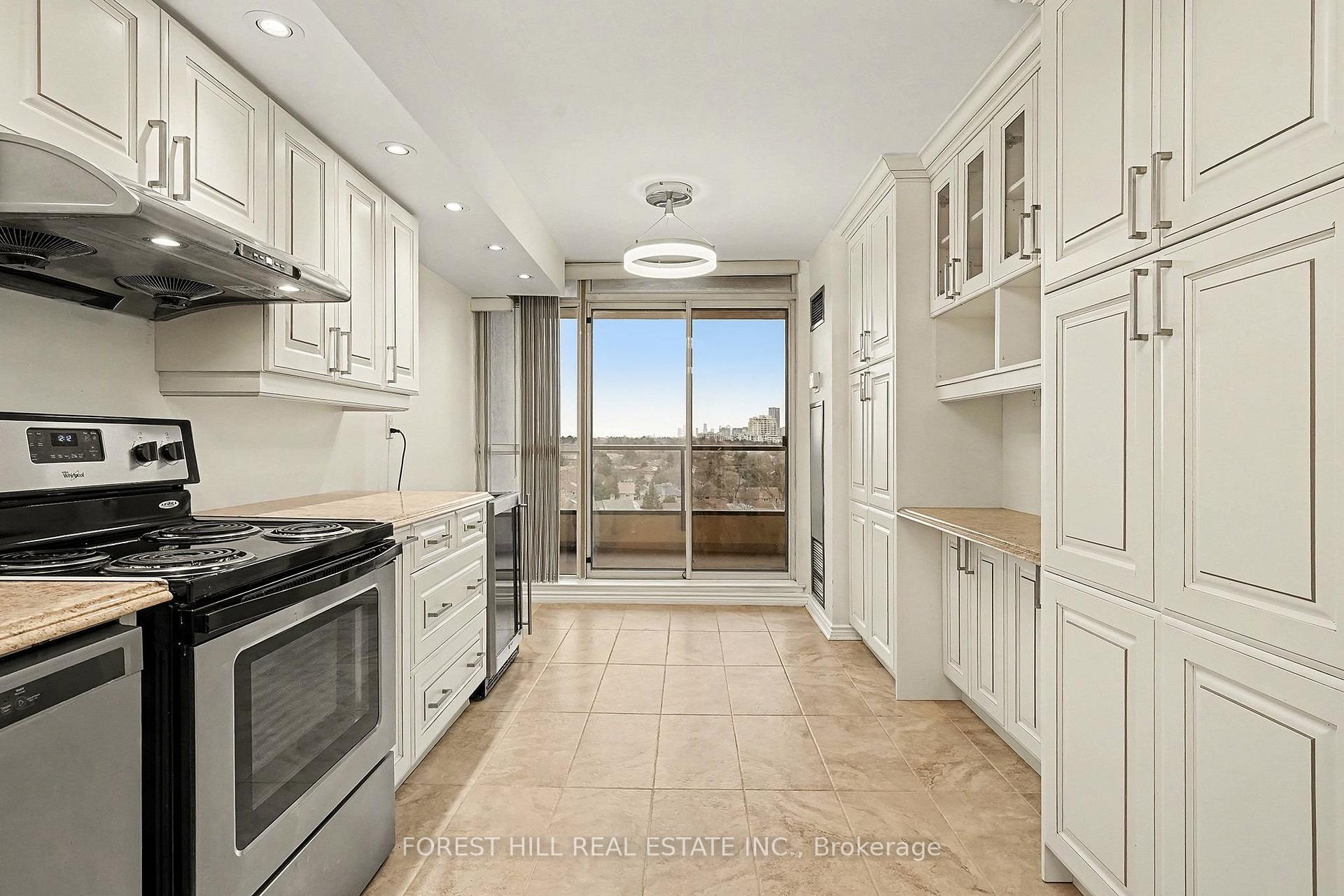 Photo 7 of Unit 1102, 7300 Yonge Street, Vaughan, Crestwood-Springfarm-Yorkhill — HOMEH