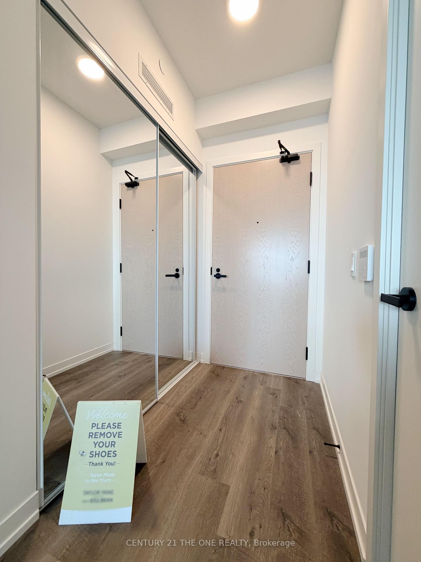 Photo 4 of Unit 2310, 8 Interchange Way, Vaughan, Vaughan Corporate Centre — HOMEH