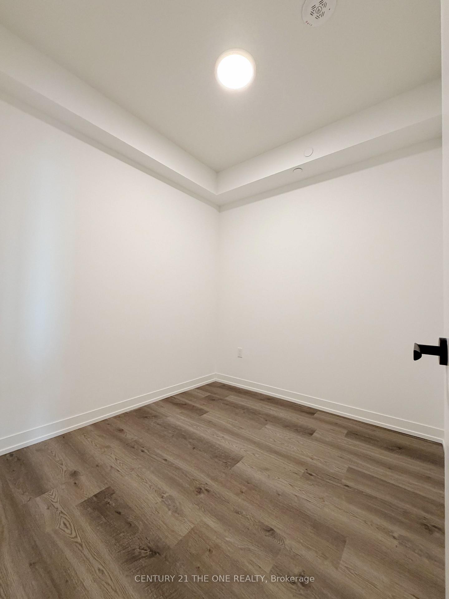 Photo 3 of Unit 2310, 8 Interchange Way, Vaughan, Vaughan Corporate Centre — HOMEH