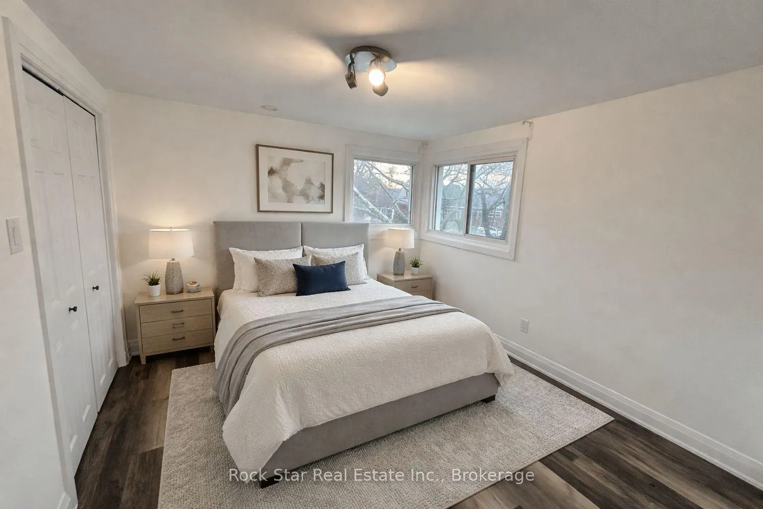 Photo 13 of 30 West 1st Street, Hamilton, Bonnington — HOMEH