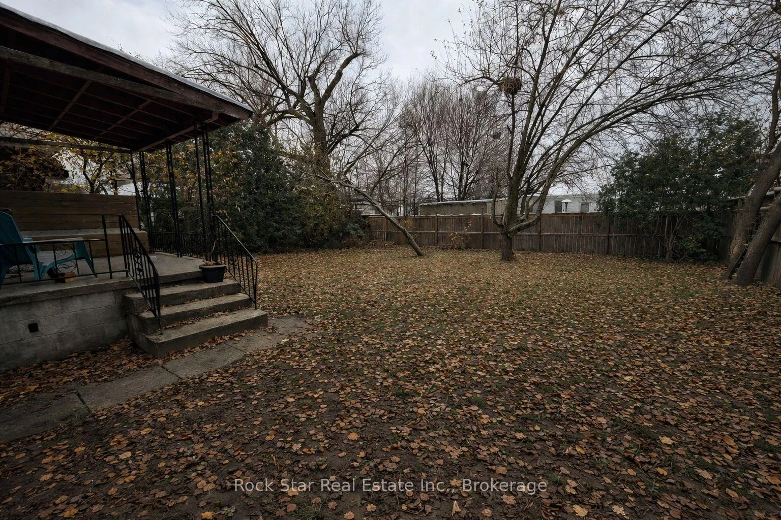 Photo 18 of 30 West 1st Street, Hamilton, Bonnington — HOMEH