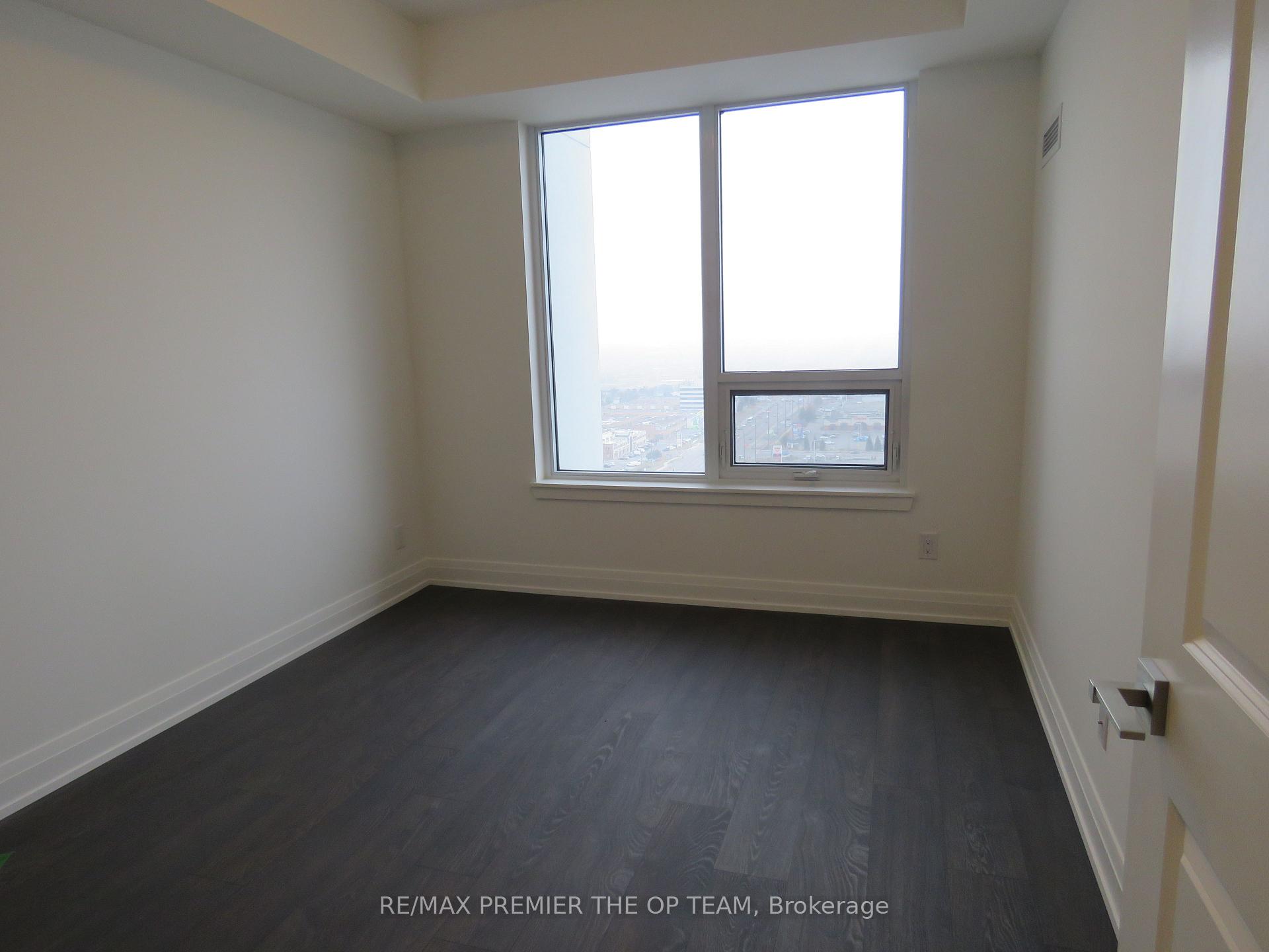 Photo 2 of Unit 2006, 3700 Highway 7, Vaughan, Vaughan Corporate Centre — HOMEH