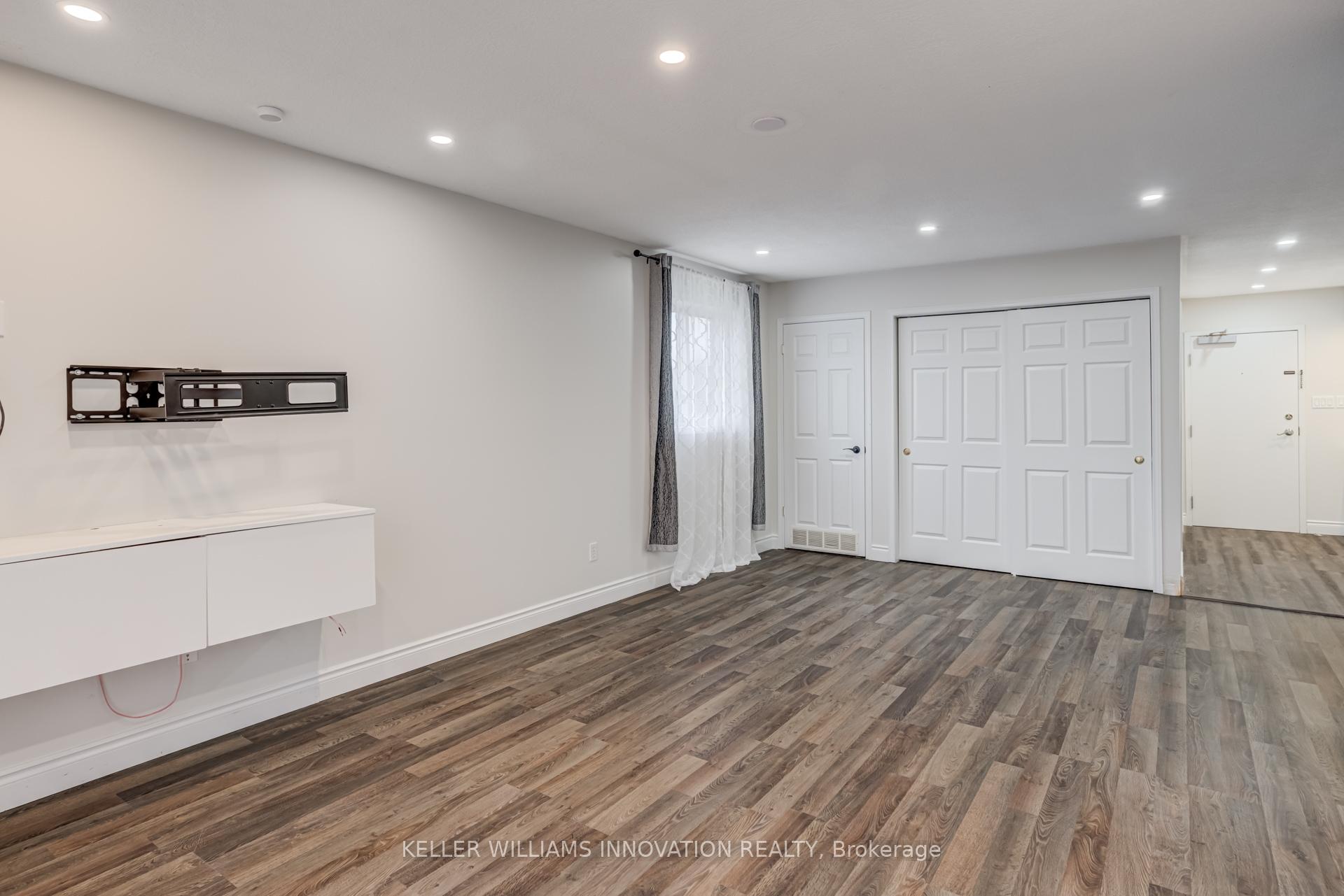 Photo 12 of Unit 401, 1522 King Street E, Kitchener — HOMEH